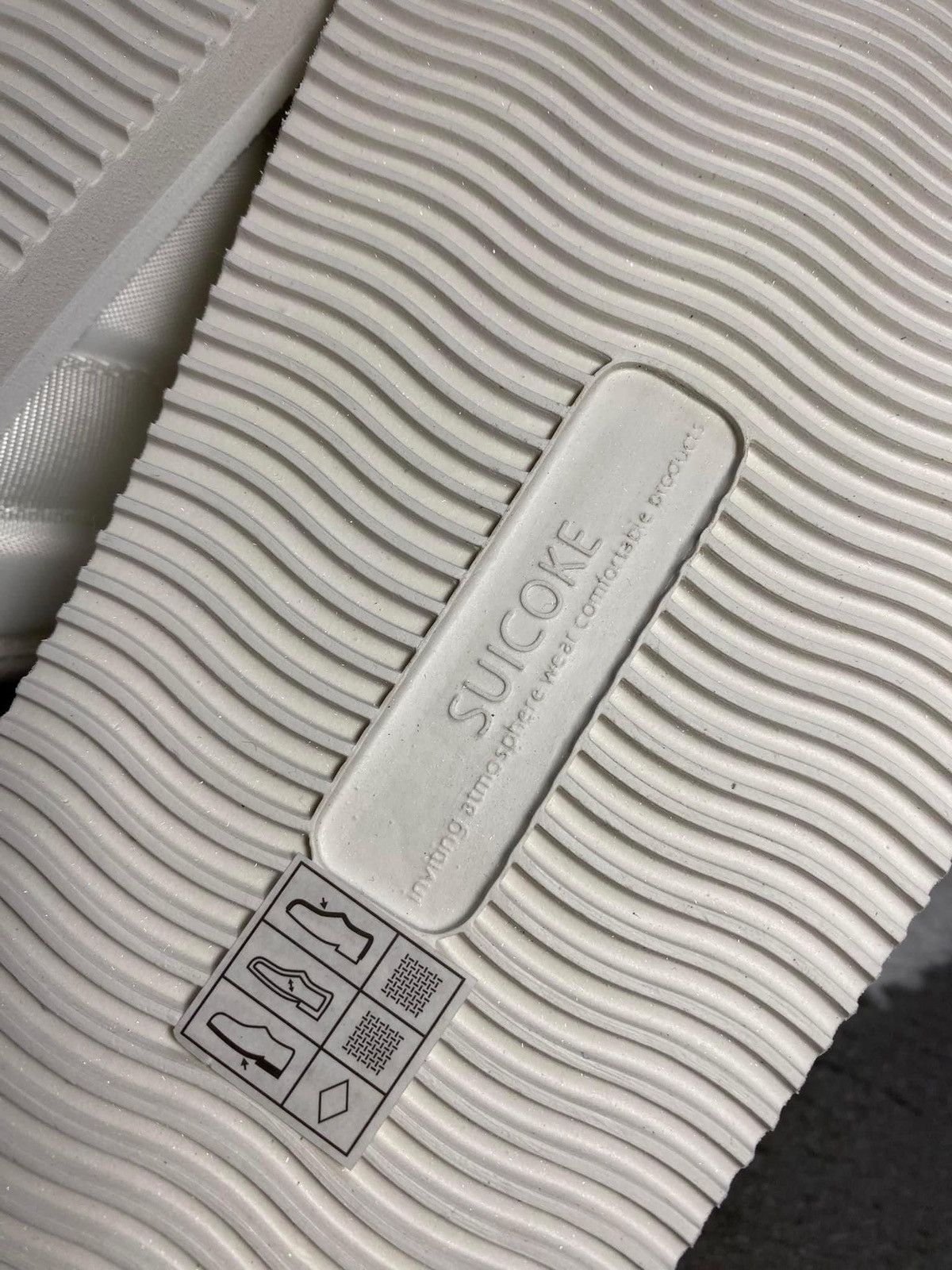 Designer × Japanese Brand × Suicoke Suicoke Moto Cab OG-056 White Slides Sandals Size US 6 / IT 36 - 9 Thumbnail