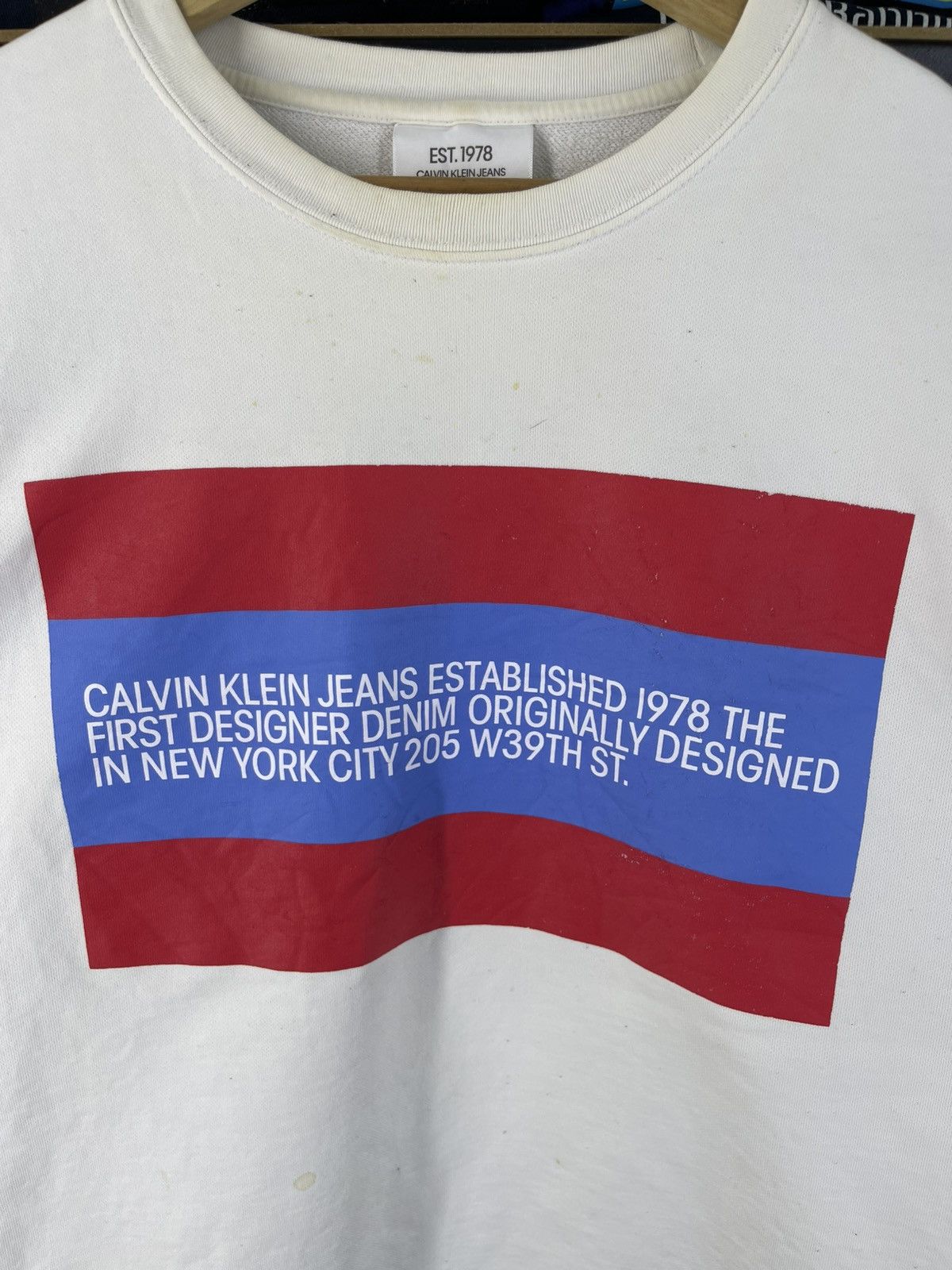Calvin Klein 205W39NYC Vintage Calvin Klein Sweatshirt Size US M / EU 48-50 / 2 - 2 Thumbnail