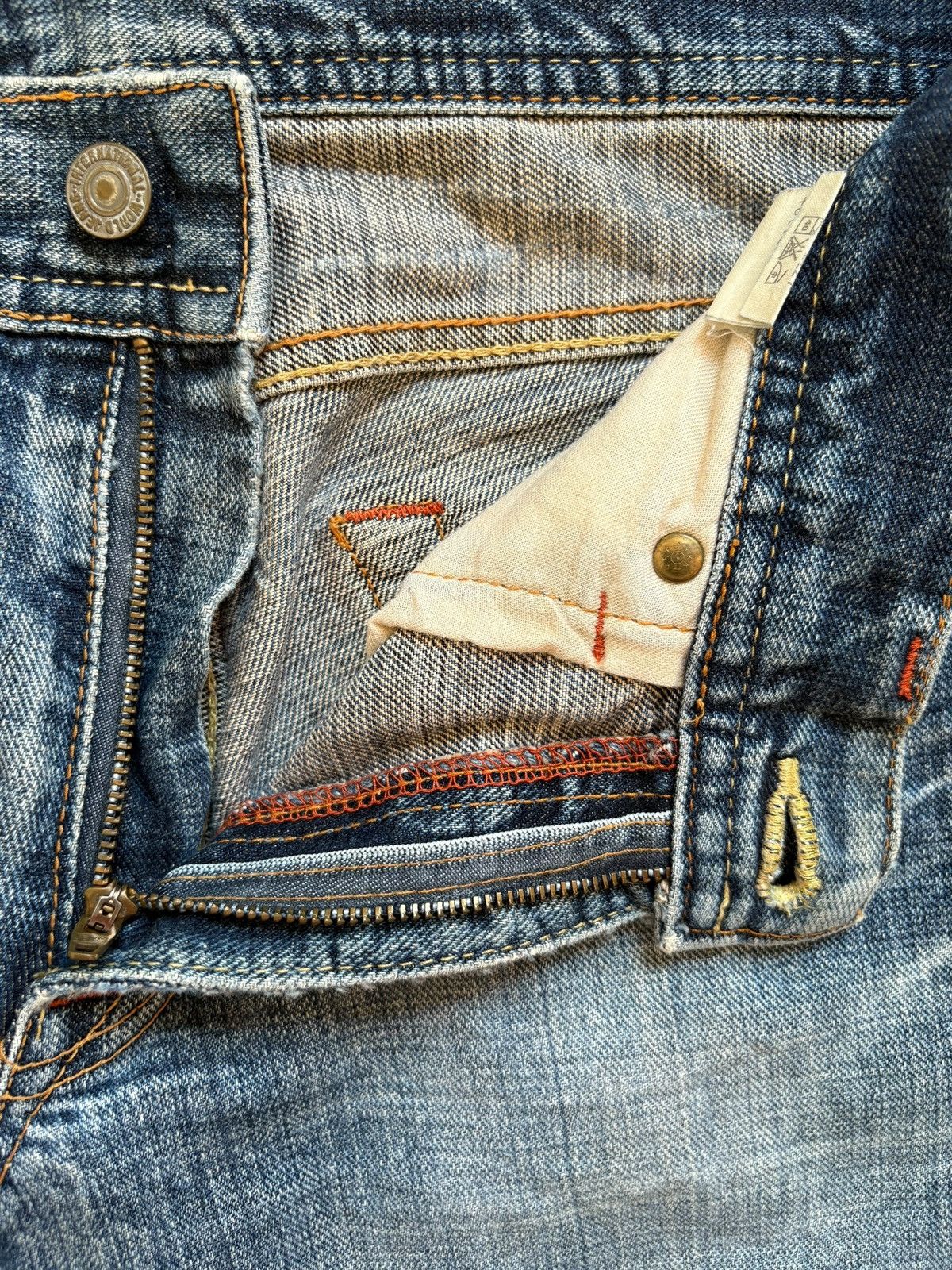 Japanese Brand Vintage Japanese Brand Faded Wash Distress Rip Flare Jeans Size US 30 / EU 46 - 9 Thumbnail