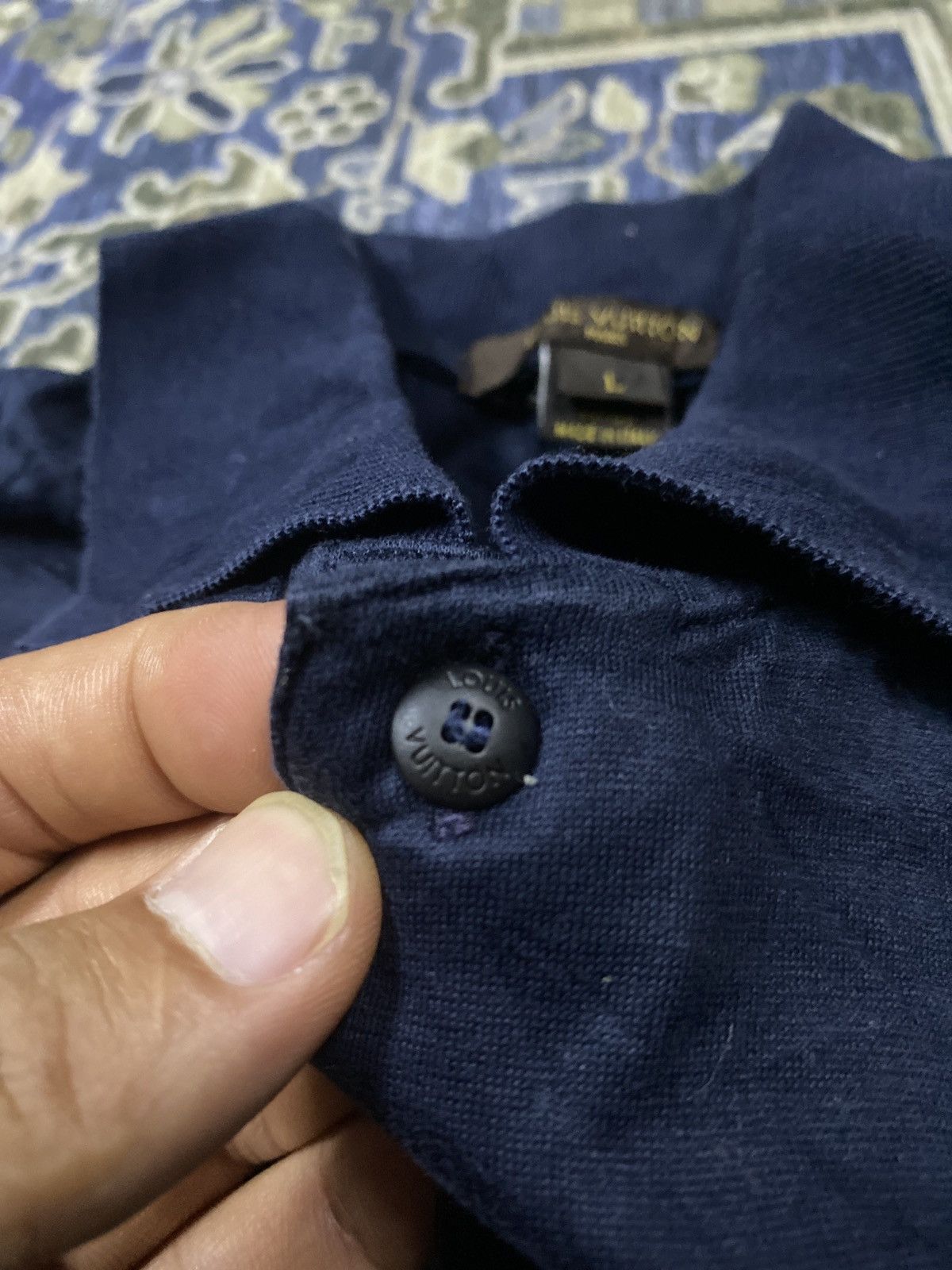 Louis Vuitton Louis Vuitton Collar Shirts Size US L / EU 52-54 / 3 - 5 Thumbnail