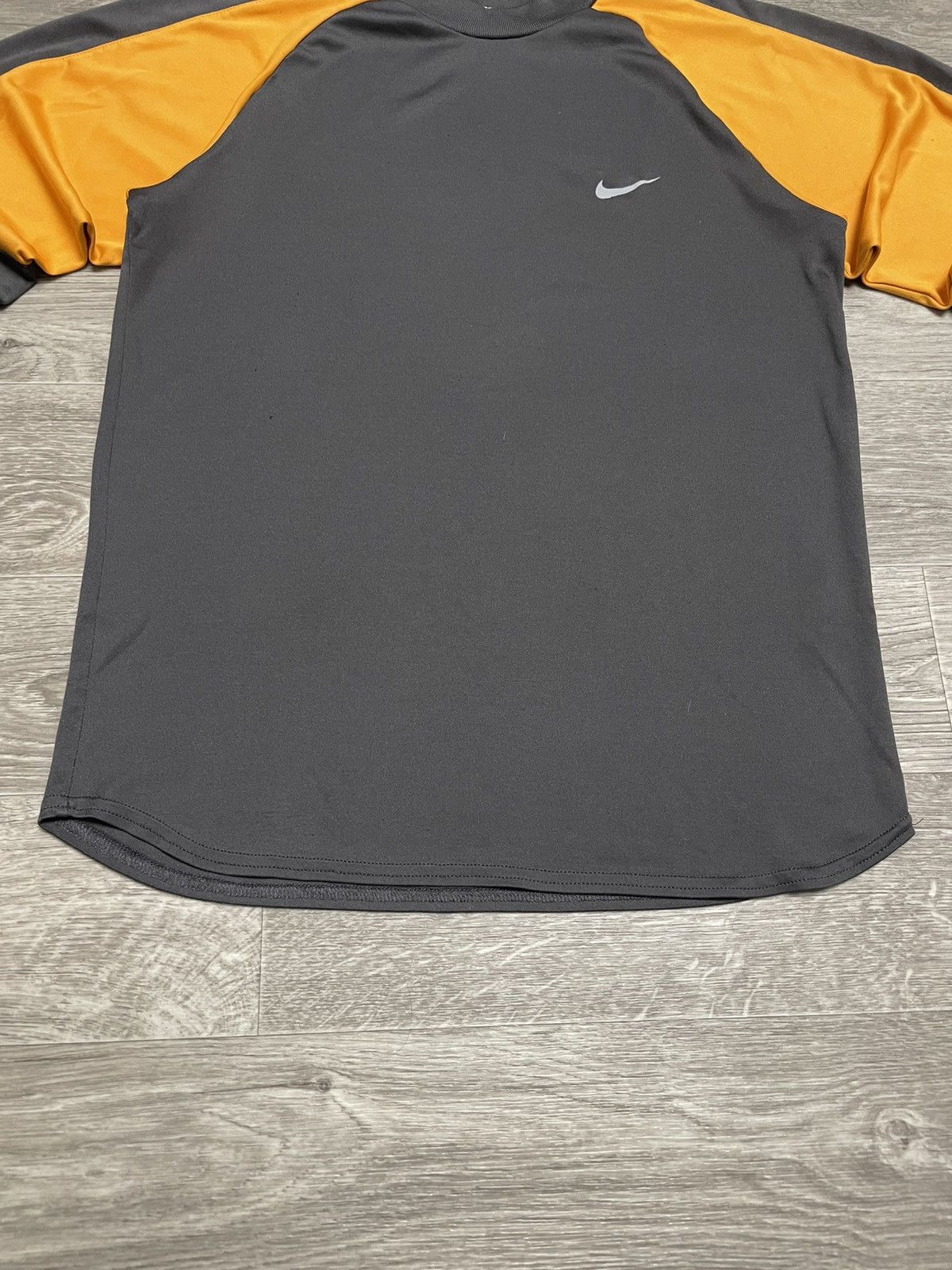 Nike Vintage 90s Nike Made In USA Long Sleeve Jersey Shirt Size US S / EU 44-46 / 1 - 3 Thumbnail