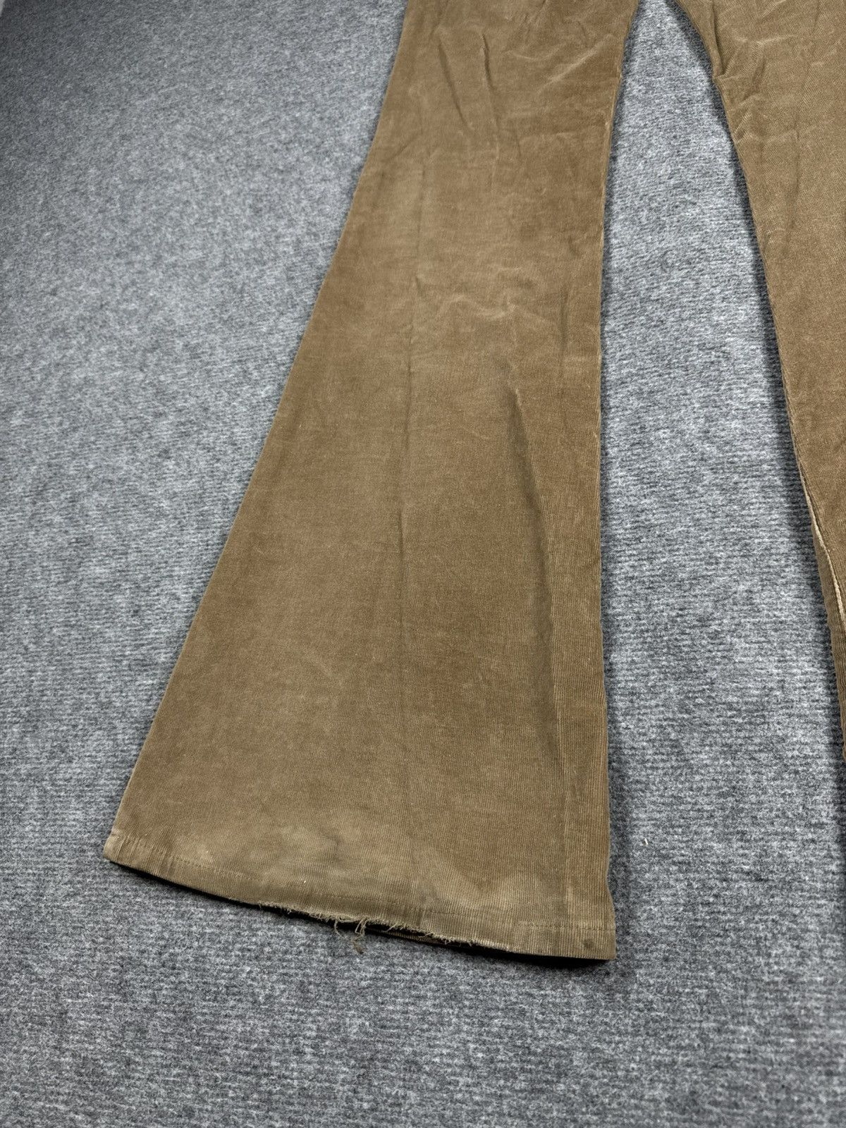 Vintage Vintage corduroy flared pants Size 28" / US 6 / IT 42 - 11 Thumbnail