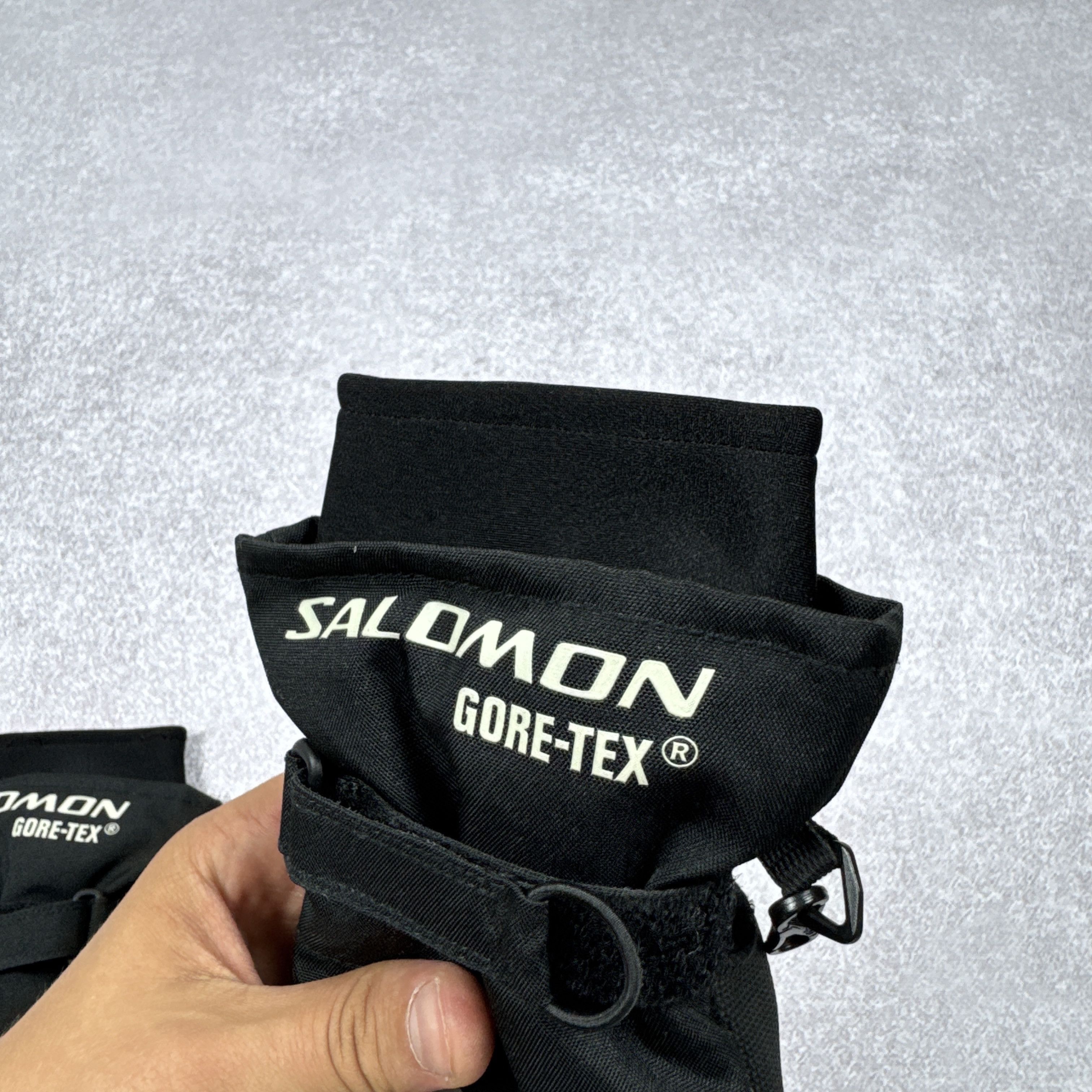 Goretex × Salomon NEW SALOMON GORE-TEX NYLON BLACK GRAY GLOVES SIZE M Size ONE SIZE - 5 Thumbnail