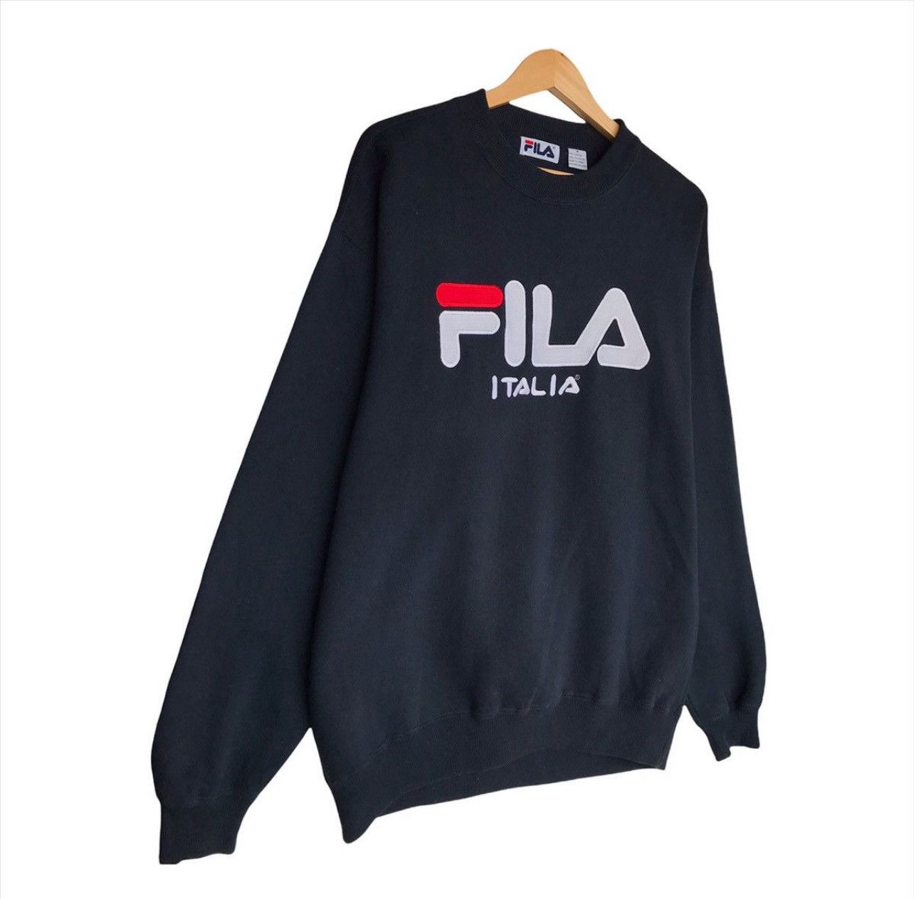 Fila × Vintage Vintage Fila Big Embroidered Logo Sweatshirt Size US L / EU 52-54 / 3 - 1 Thumbnail