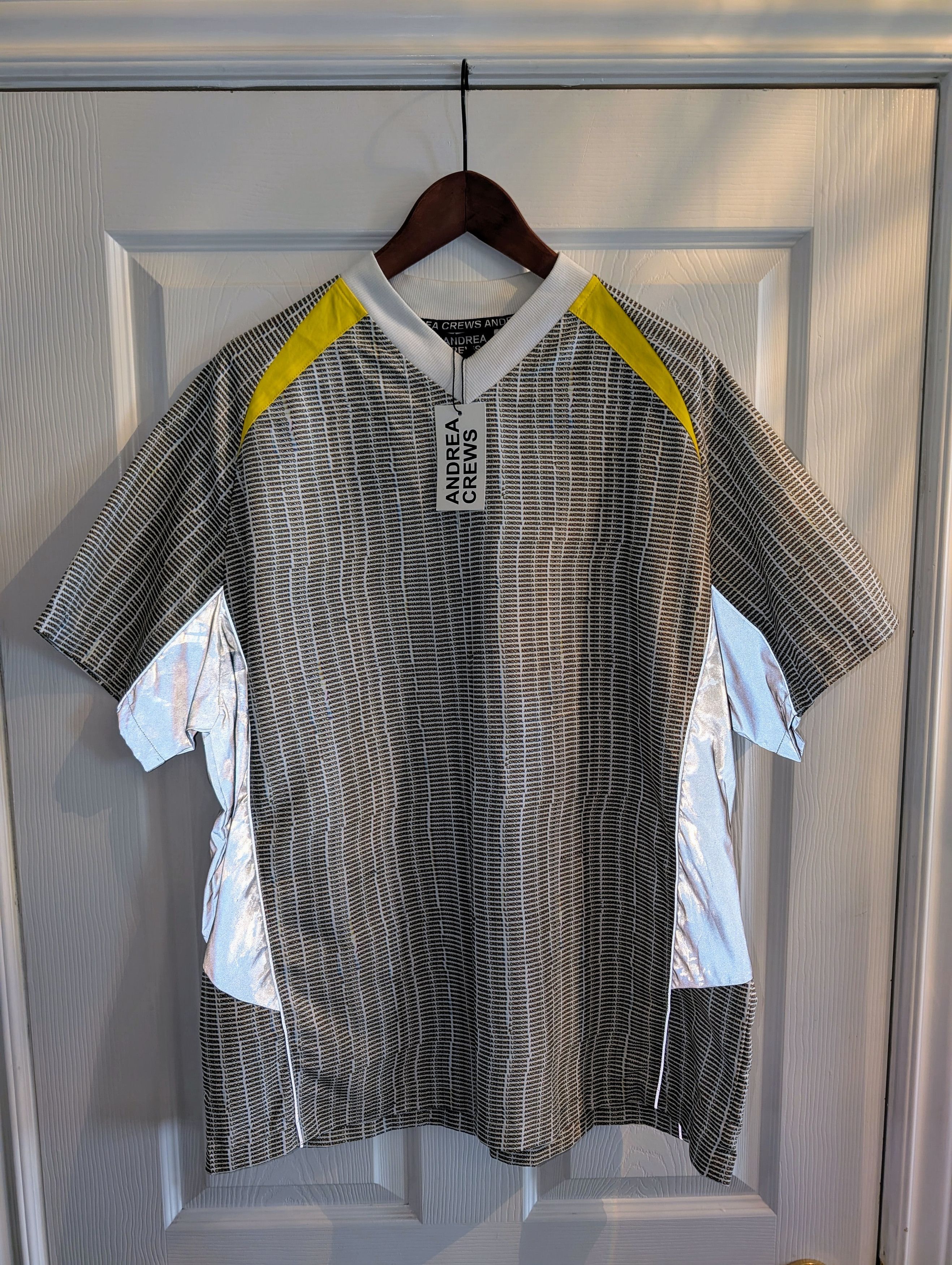 Andrea Crews ANDREA CREWS REFLECTIVE SHIRT Size US M / EU 48-50 / 2 - 1 Thumbnail