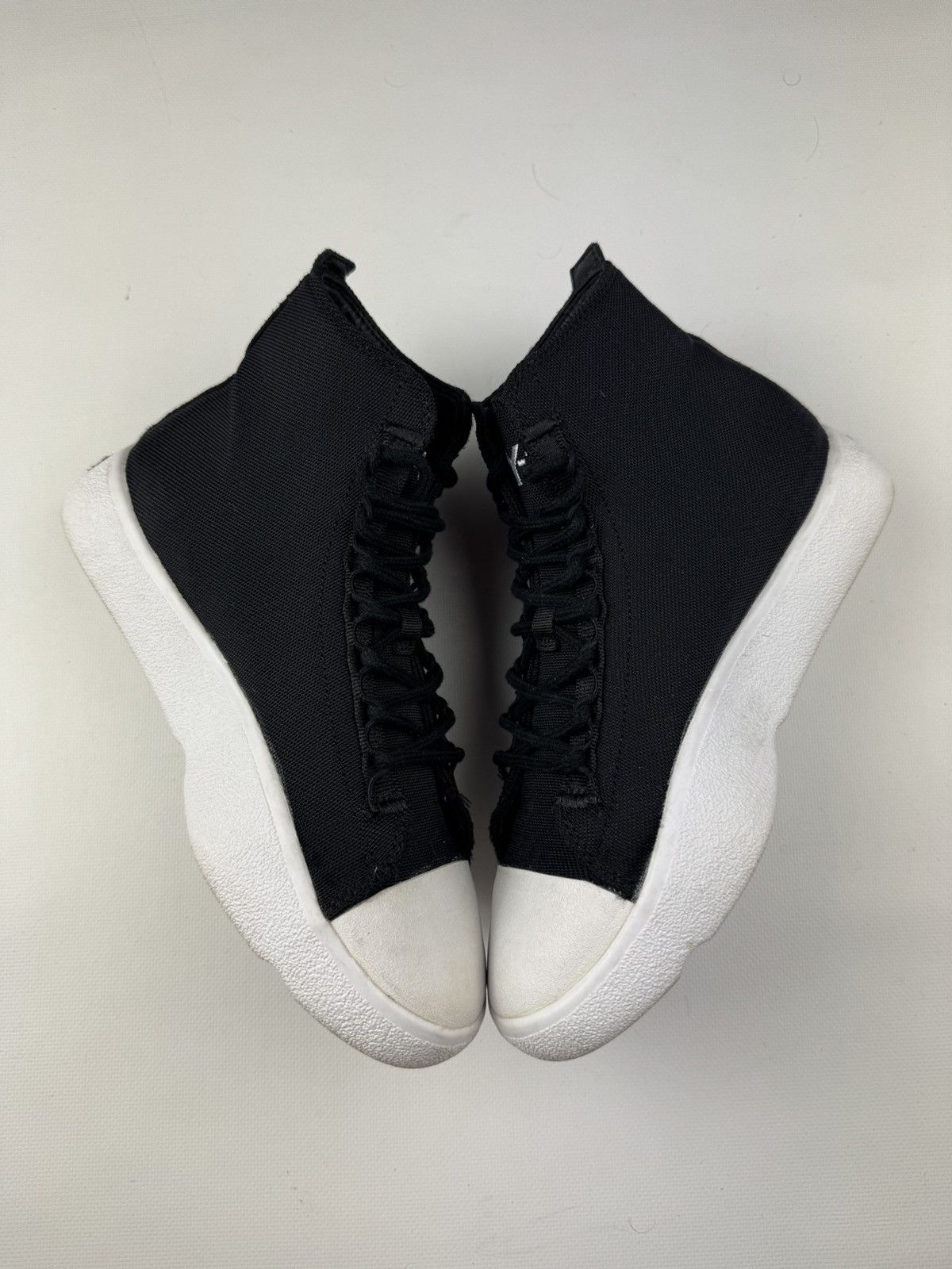 Y-3 Adidas Y-3 Bashyo High Top Sneakers Black/White Size US 6.5 / IT 36.5 - 3 Thumbnail