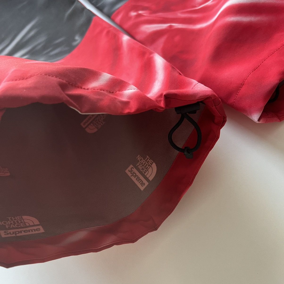 Supreme × The North Face Supreme The North Face Printed Mountain Pant red XL Size US 36 / EU 52 - 8 Thumbnail