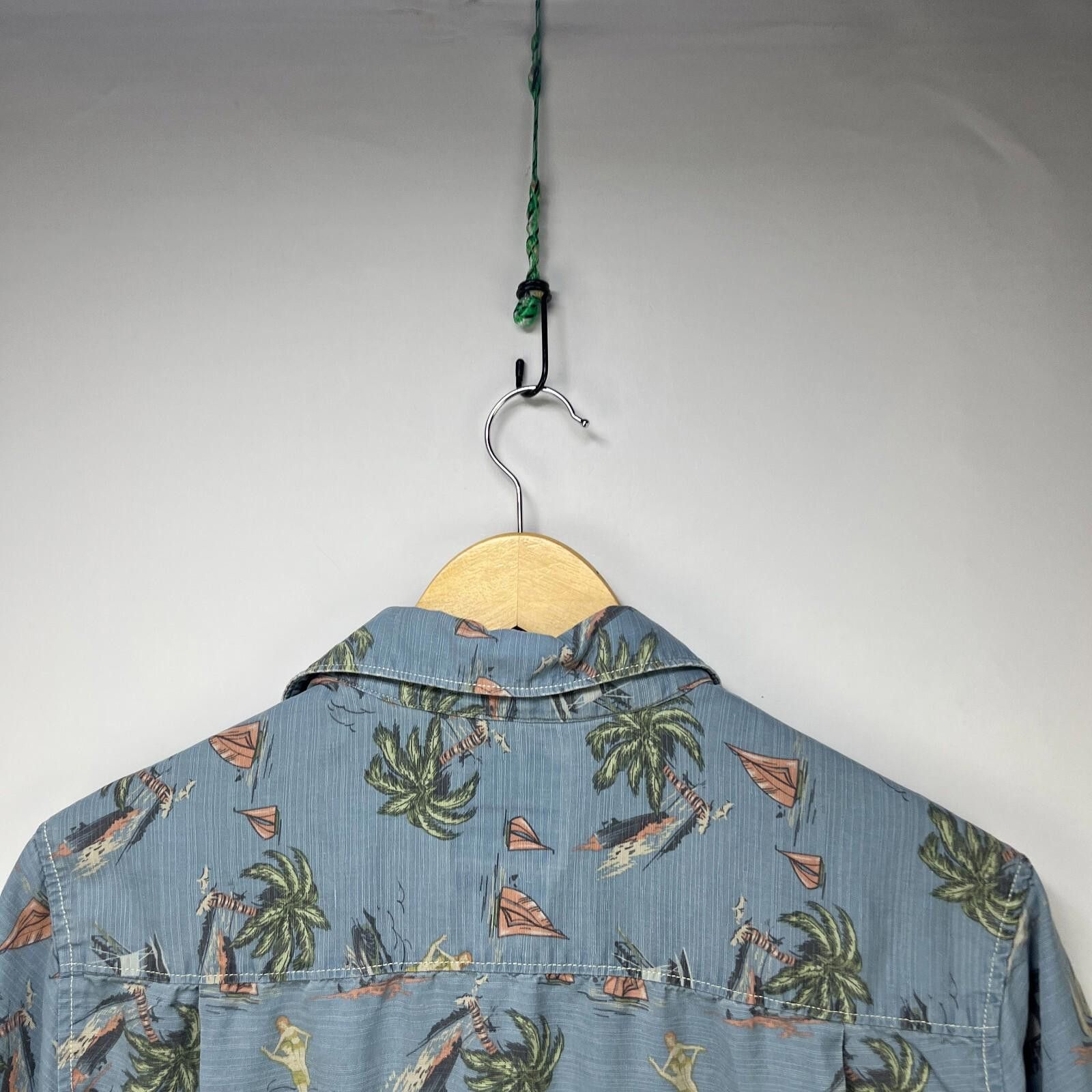Tommy Bahama Vintage Tommy Bahama Silk Button Up Island Small Shirt Size US S / EU 44-46 / 1 - 11 Thumbnail