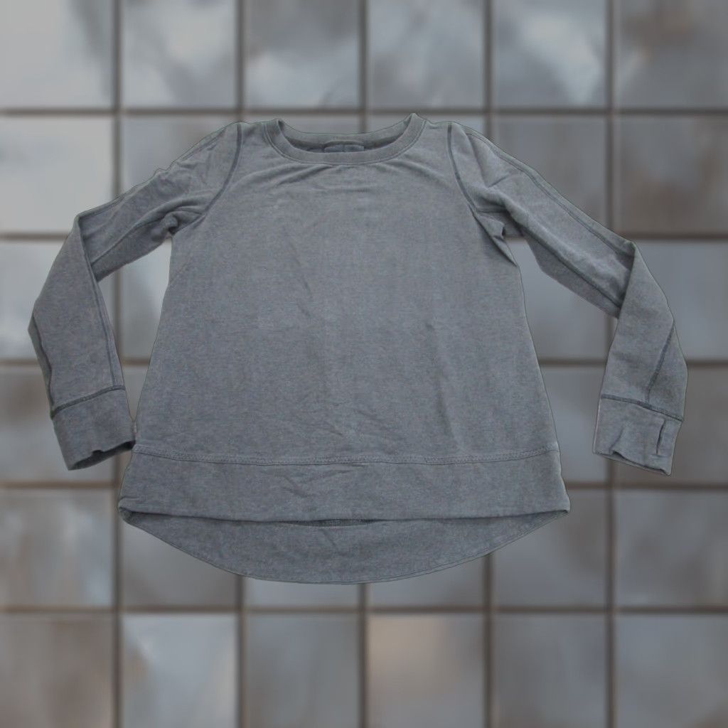 Lululemon Lululemon Sweatshirt Womens 6 Gray Crewneck Pullover Thumbholes Quiet Luxury Sweatshirt Shirt Womens Pullover 6 Gray Ladies Gym & Training Size M / US 6-8 / IT 42-44 - 1 Thumbnail