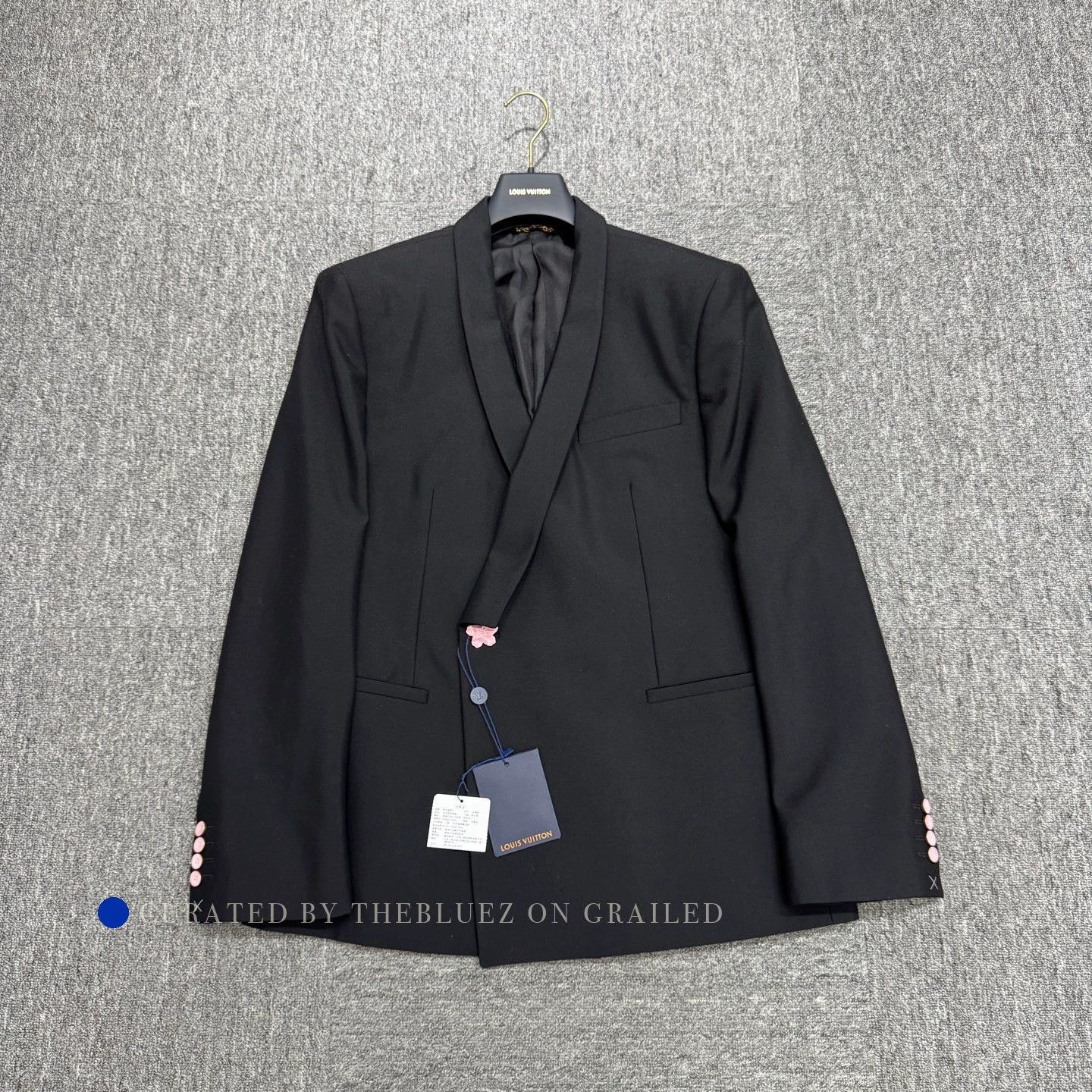 Louis Vuitton Stylish Black Wool Blazer with Cherry Blossom Design Size US M / EU 48-50 / 2 - 1 Thumbnail