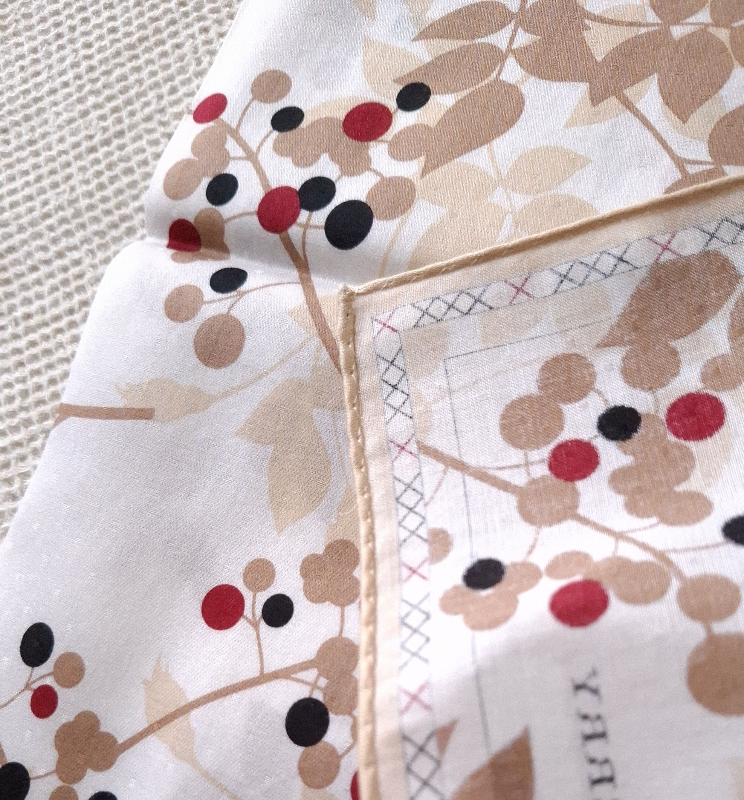 Burberry × Vintage NEW Vintage Burberry Bandana/Handkerchief/scarf Japan Size ONE SIZE - 3 Thumbnail