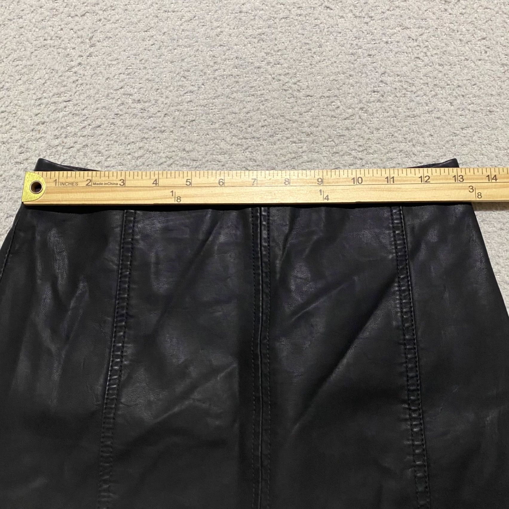Free People Free People Skirt Womens 2 Black Faux Leather Short Mini Zipper Lined Vintage No XS? Size 26" / US 2 / IT 38 - 5 Thumbnail