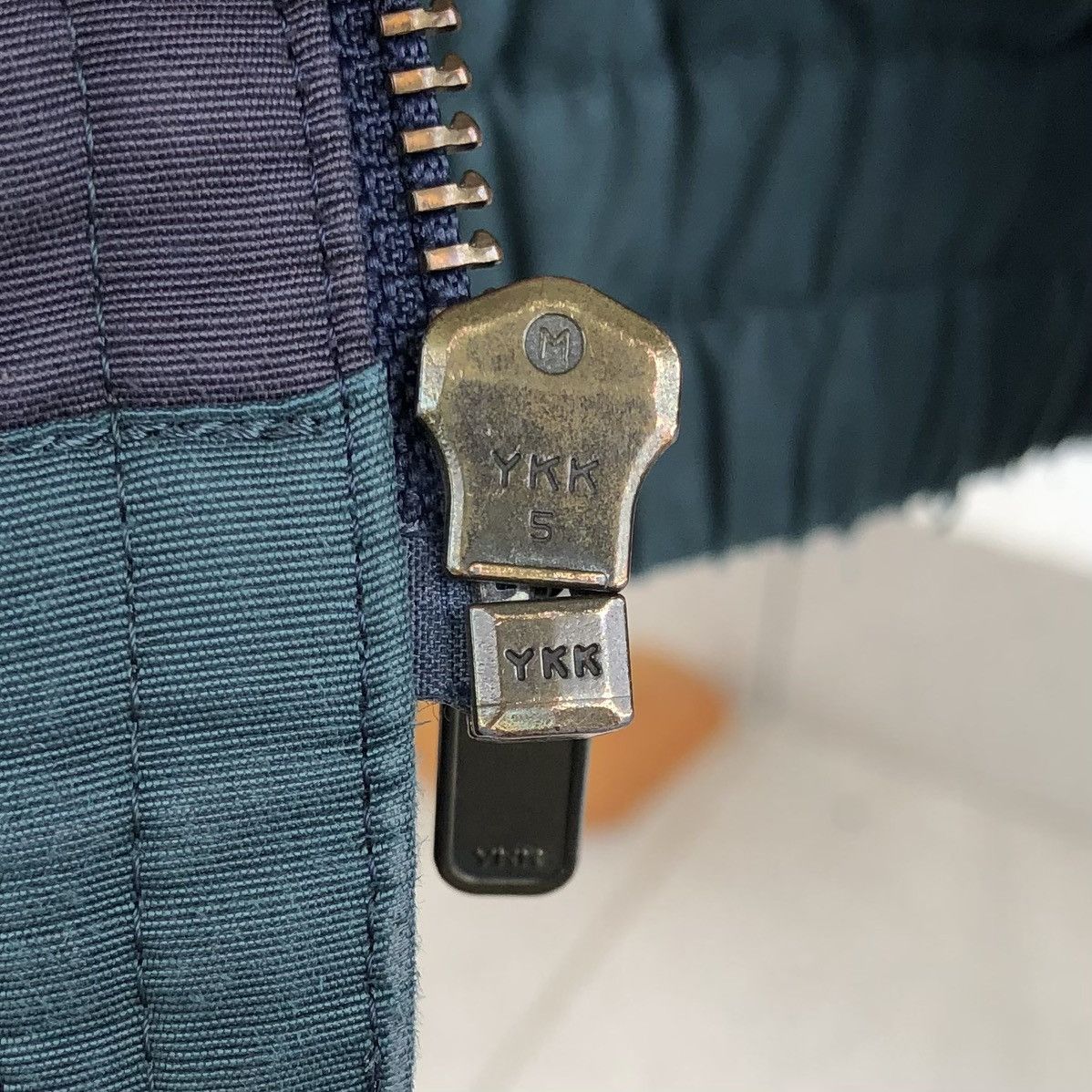 Burberry Vintage Burberrys Lined Embroidery Logo Bomber Jacket Size US M / EU 48-50 / 2 - 18 Thumbnail