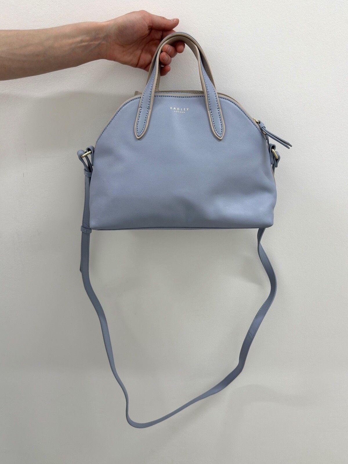 Other Radley Leather Blue Bovine Real Leather Hand Bag Size ONE SIZE - 4 Thumbnail