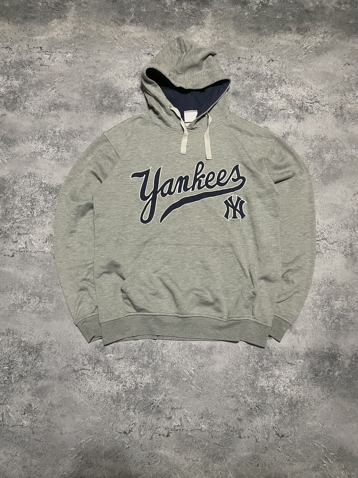 New York Yankees Vintage Hoodie New York yankees Size US L / EU 52-54 / 3 - 1 Thumbnail