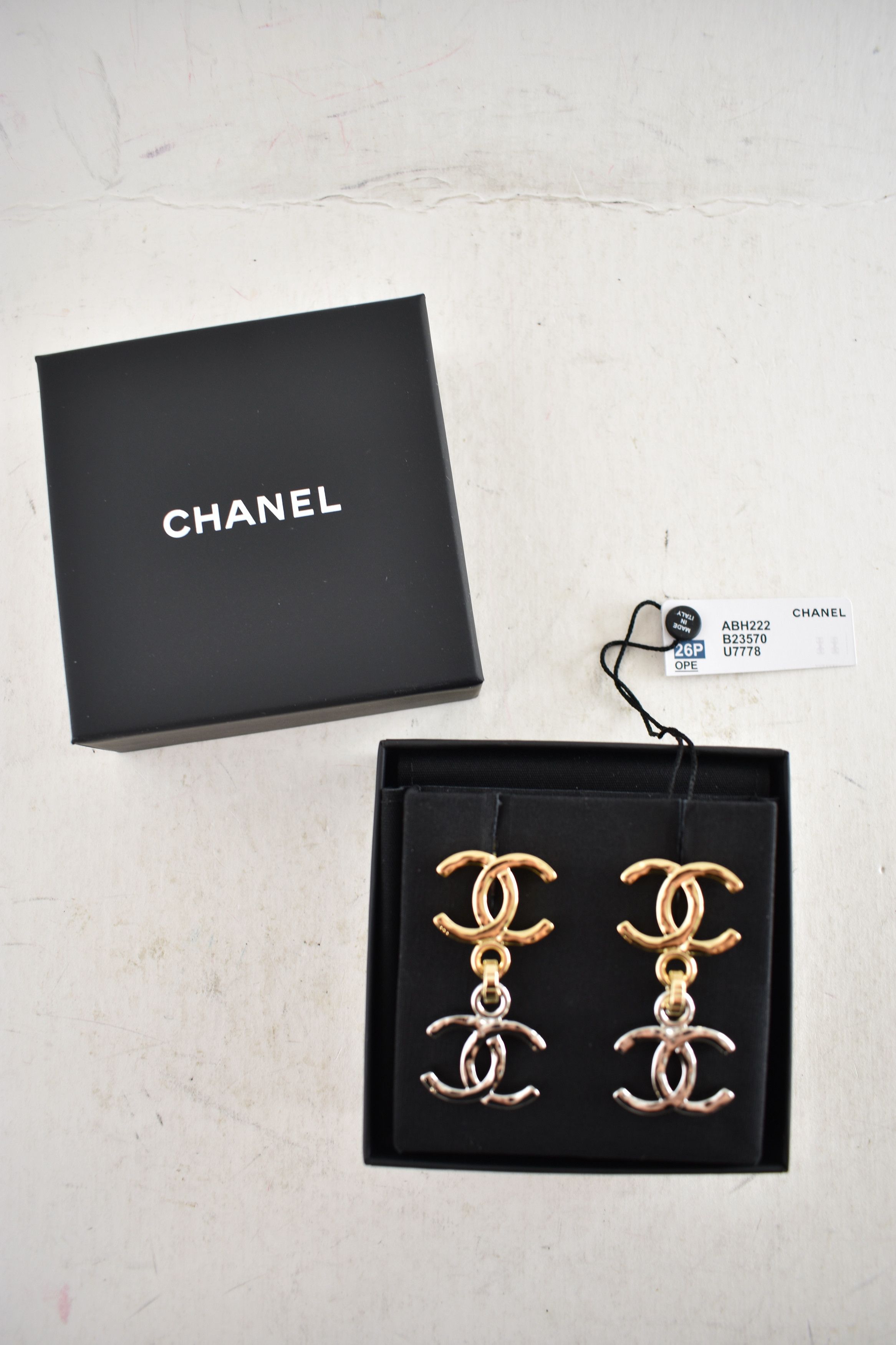 Chanel 26P Silver Mixed Metals XL CC Logo Dangle Drop Earrings Size ONE SIZE - 2 Thumbnail