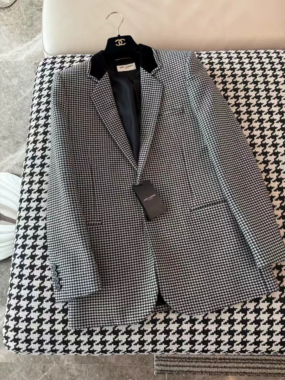 Yves Saint Laurent YSL Rose blazer 38 NWT Size XS / US 0-2 / IT 36-38 - 5 Thumbnail