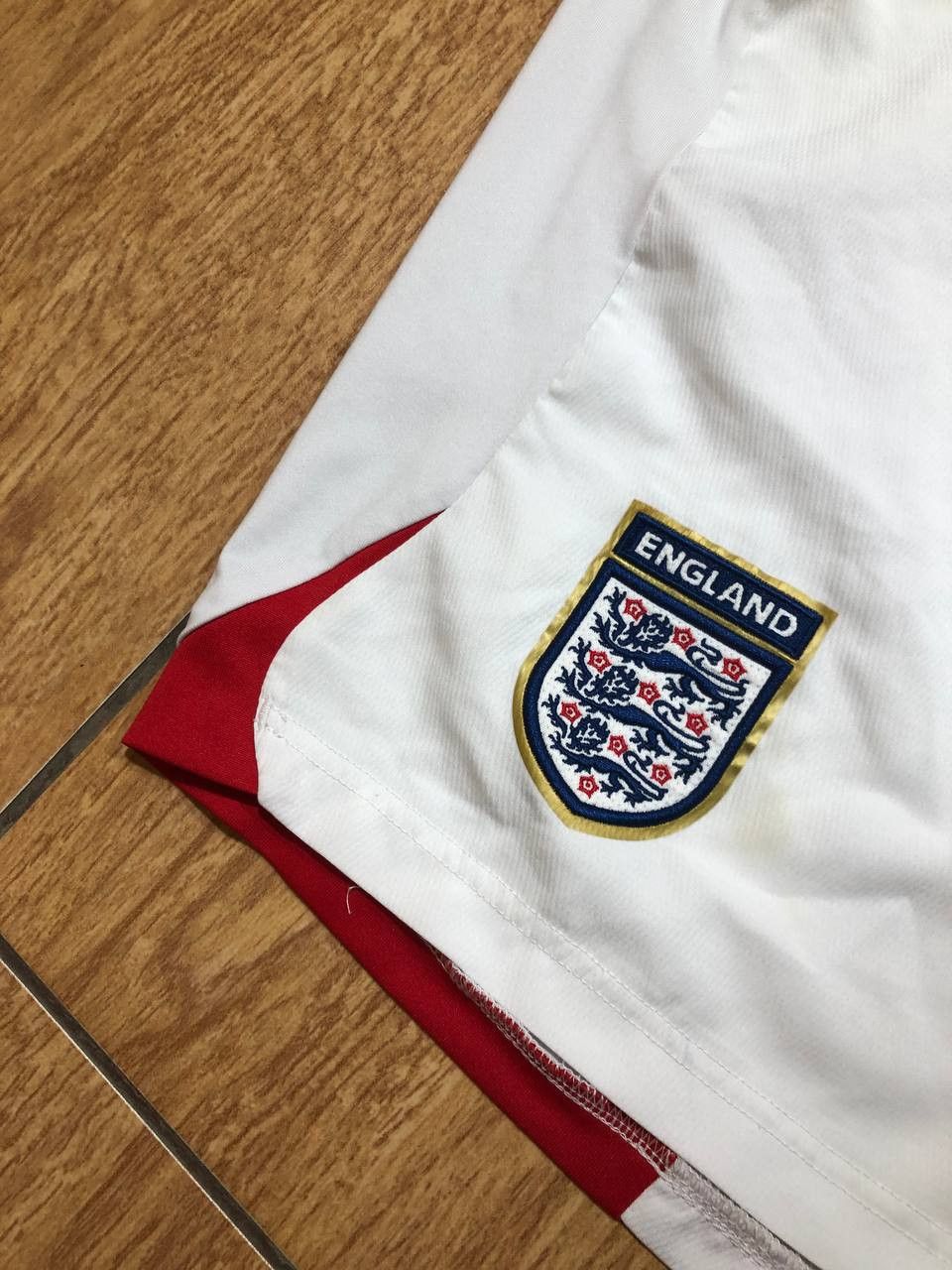 Umbro ENGLAND AWAY FOOTBALL SOCCER SHORTS UMBRO Size US 38 / EU 54 - 21 Thumbnail