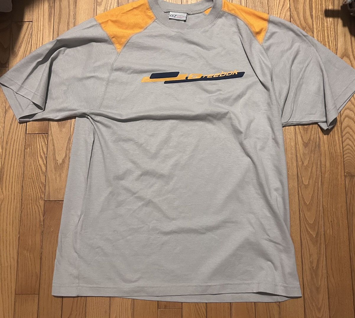 Reebok Vintage reebok T-Shirt Size US L / EU 52-54 / 3 - 1 Thumbnail