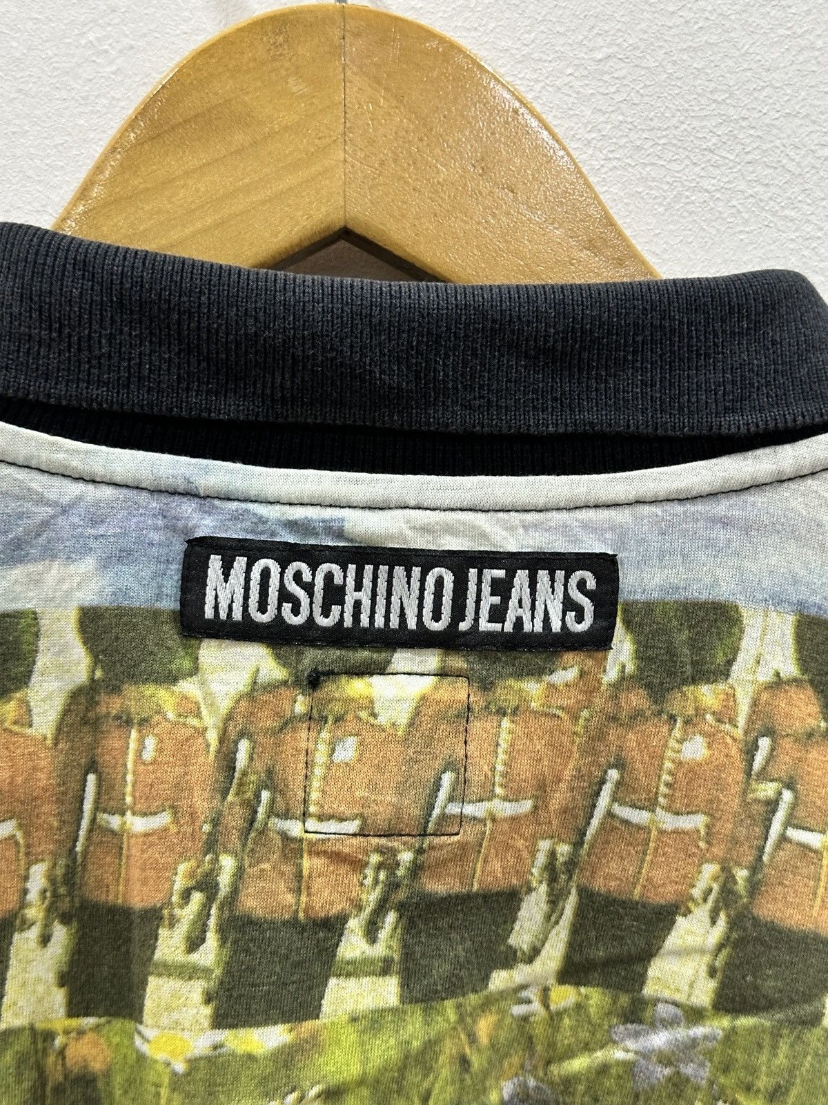Moschino vintage MOSCHINO JEANS full print all over print t-shirts Size US M / EU 48-50 / 2 - 6 Thumbnail