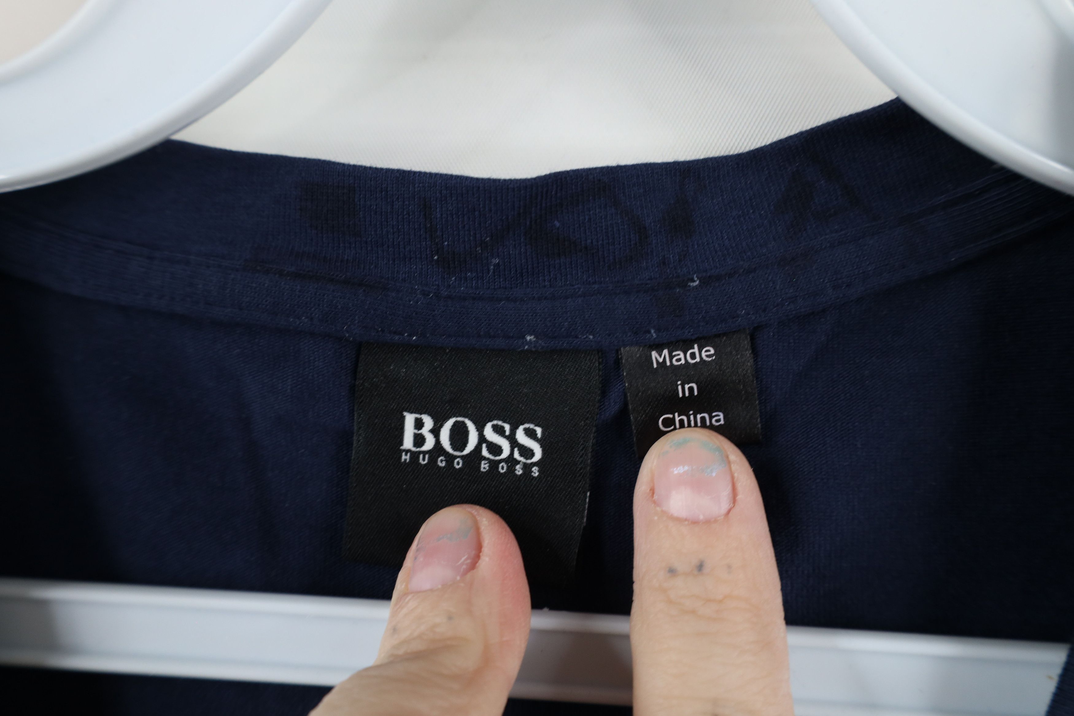 Hugo Boss × Vintage Hugo Boss Spell Out Stretch Short Sleeve T-Shirt Navy Blue Size US XL / EU 56 / 4 - 6 Thumbnail