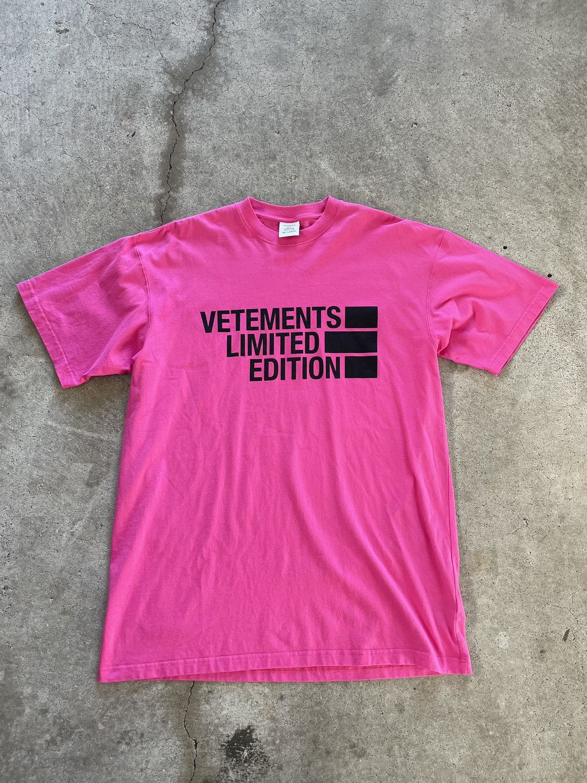 Image of Vetements Limited Edition T-Shirt in Pink, Men's (Size Small)