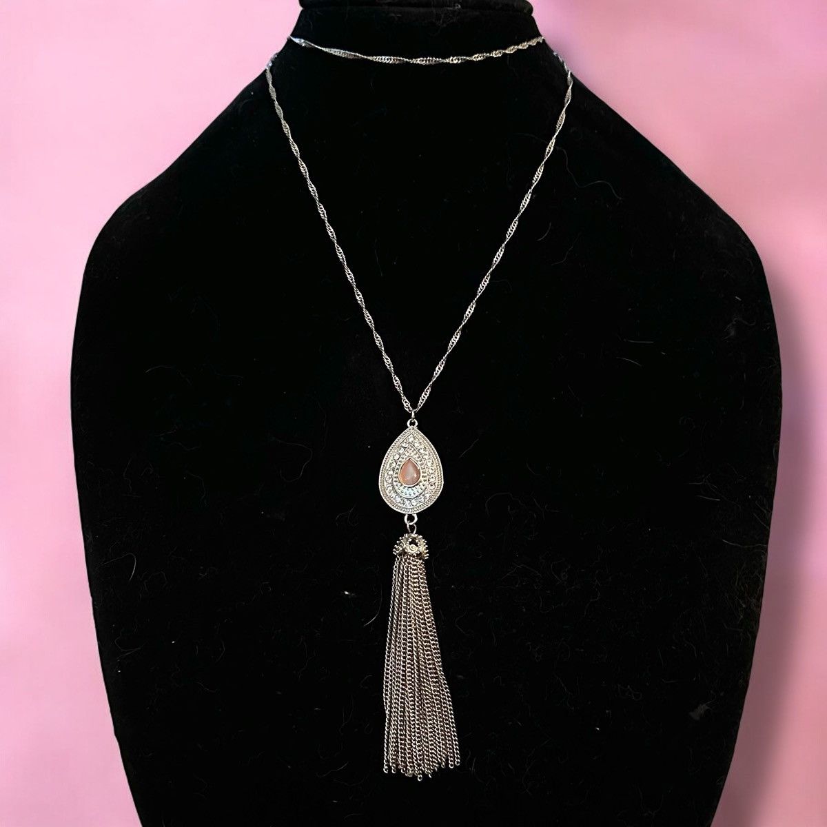 Other Long silver teardrop rose quartz & crystals tassel necklace Size ONE SIZE - 1 Thumbnail