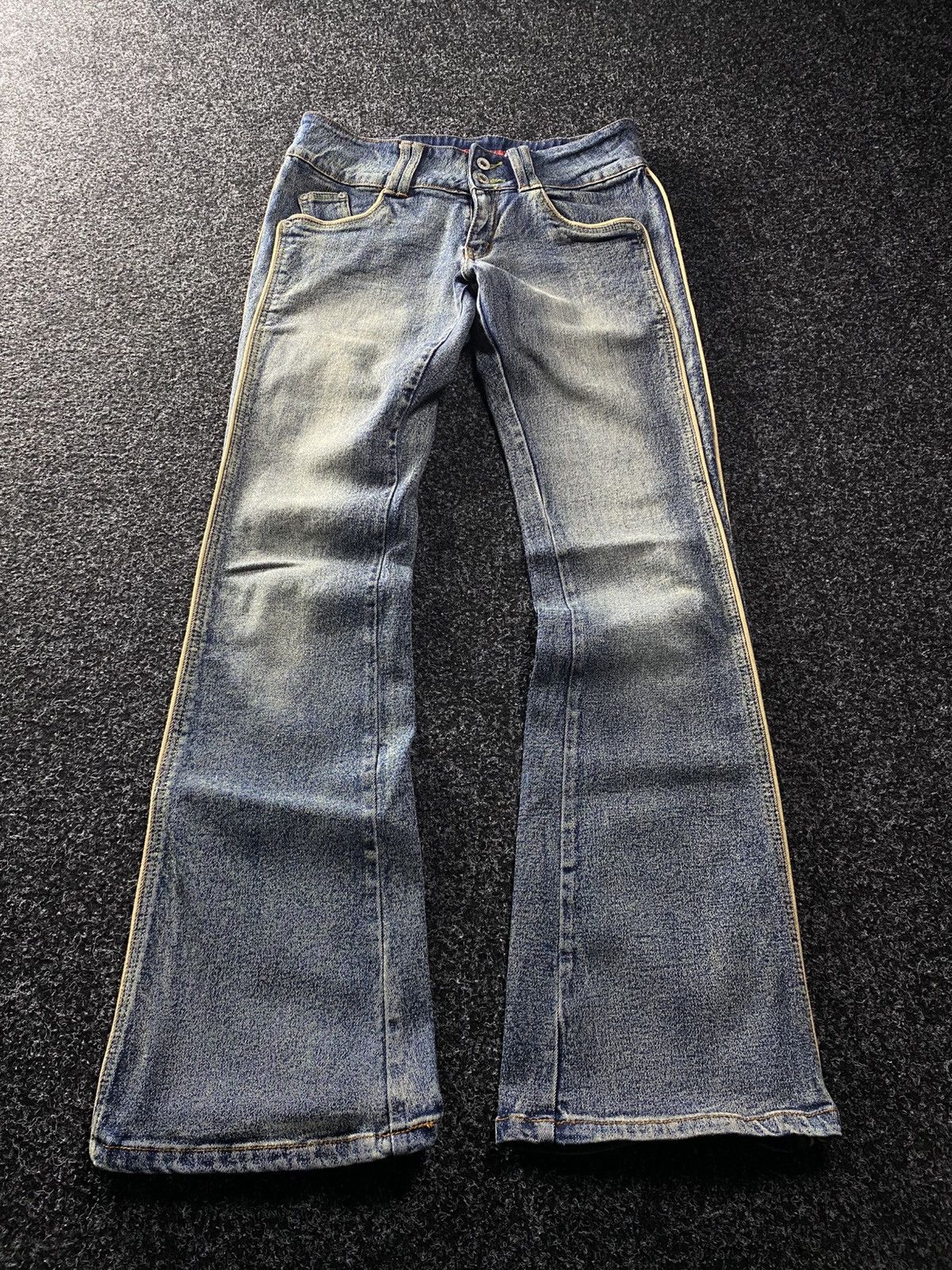 Vintage 90s japan flared mid wash denim y2k style