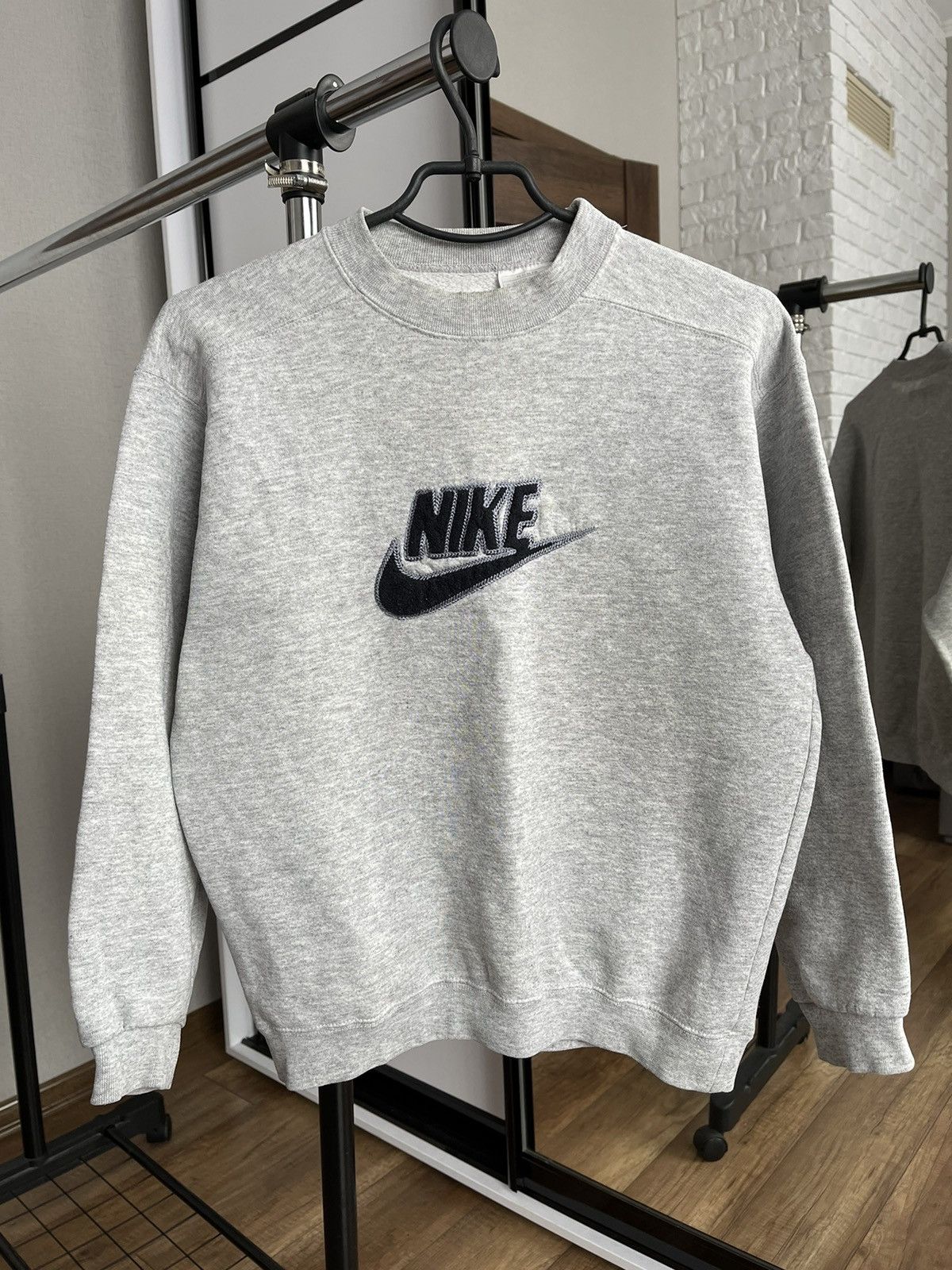 Nike Nike Vintage Sweatshirt Y2K Big Logo 90s Size US S / EU 44-46 / 1 - 1 Thumbnail