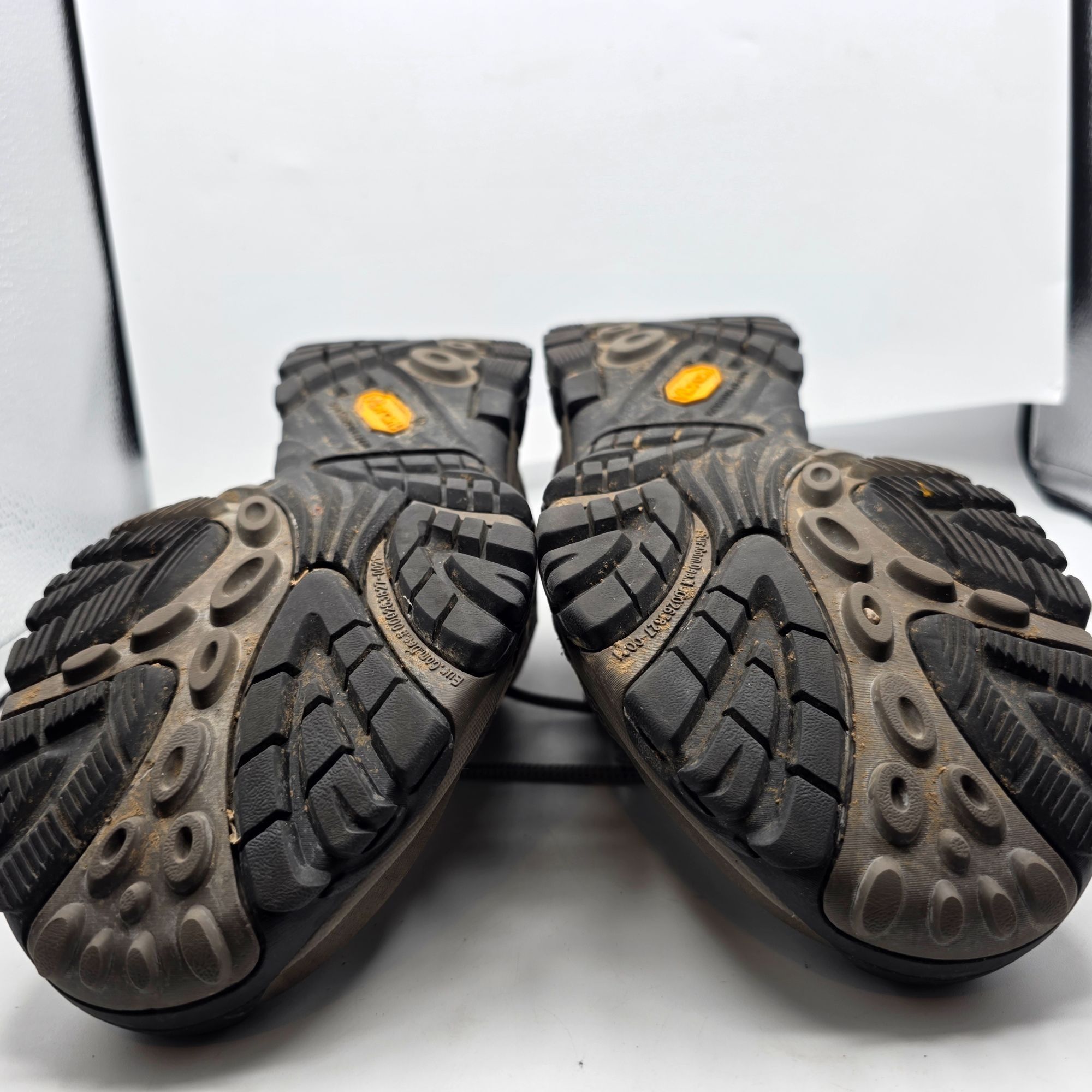 Merrell Merrell Falcon Womens Size 11 BrownHiking Shoes Vibram Soles Size US 11 / IT 41 - 11 Thumbnail