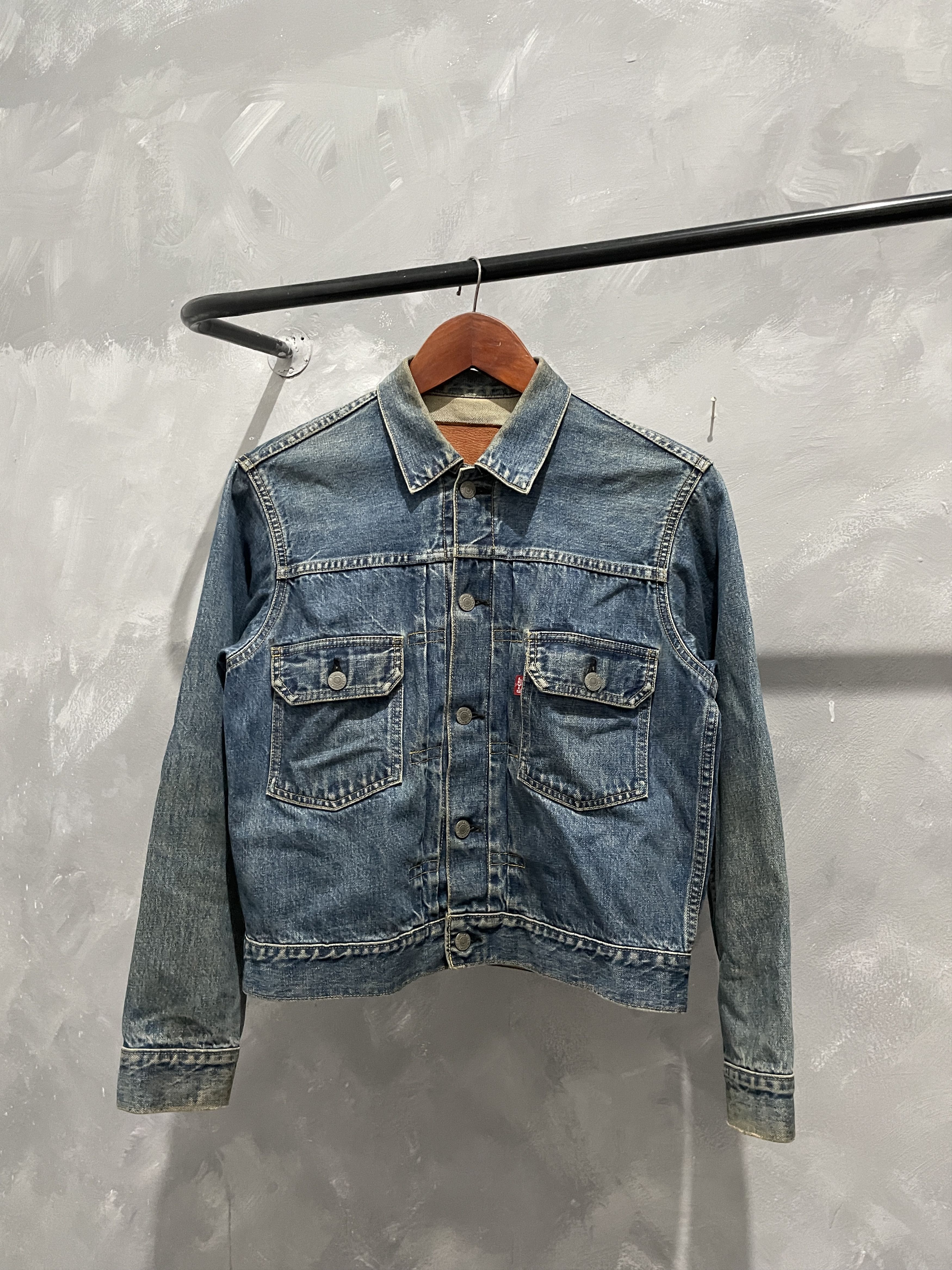 Levi's Rare 90s Levi's Type 2 Denim Indigo Jacket Size US M / EU 48-50 / 2 - 1 Thumbnail
