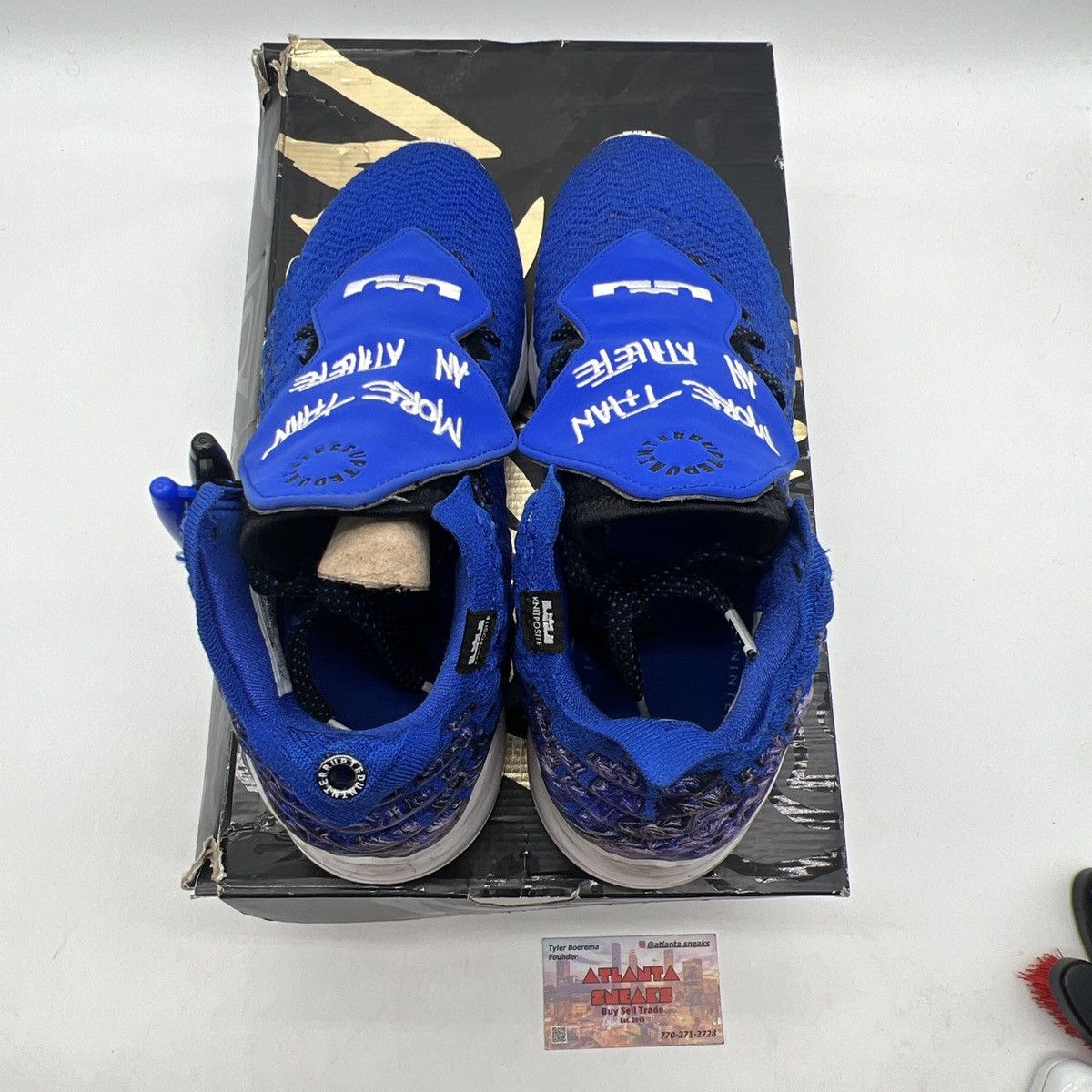 Nike Uninterrupted x lebron 17 more than an athlete Size US 10.5 / EU 43-44 - 7 Thumbnail