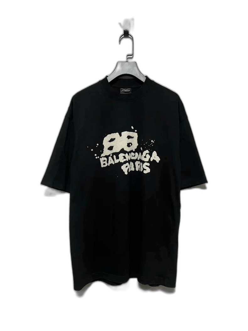 Balenciaga balenciaga graffiti logo short sleeve t Size US XS / EU 42 / 0 - 1 Thumbnail