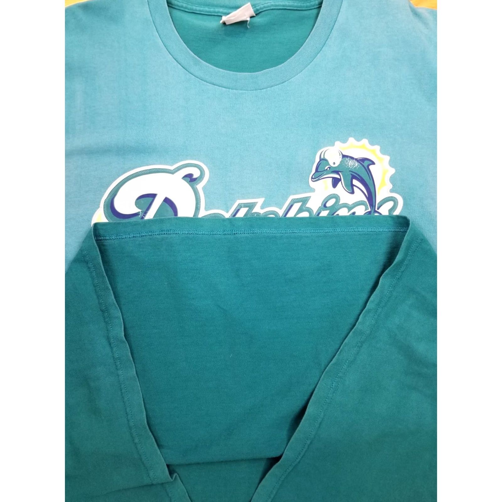 NFL VINTAGE 2001 MIAMI DOLPHINS NFL GRADIANT SUN FADED LEE T-SHIRT XXLARGE BLUE 2XL MEN T-Shirt Size US XXL / EU 58 / 5 - 7 Thumbnail