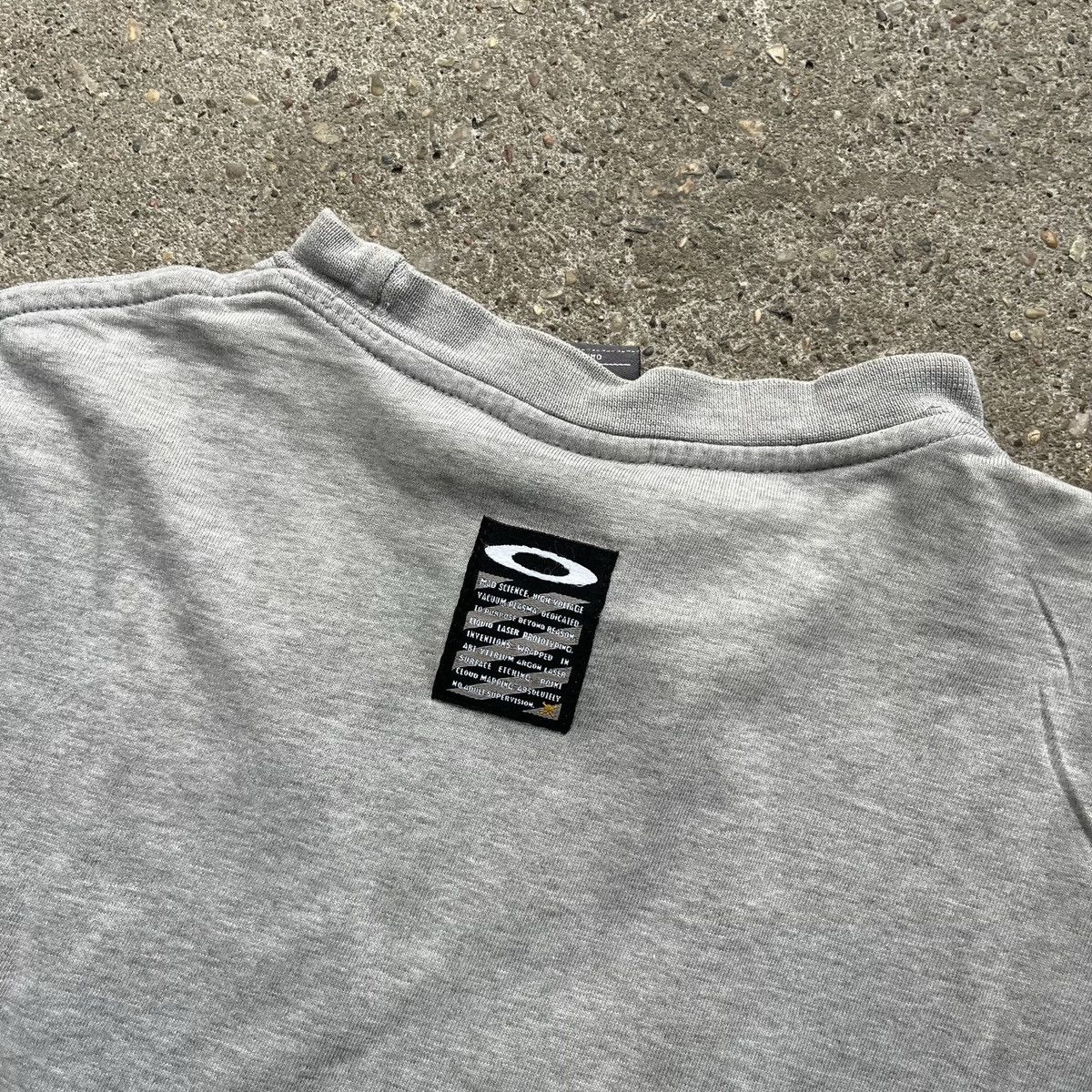 Oakley × Vintage oakley skull logo software T-shirt vintage rare Size US M / EU 48-50 / 2 - 8 Thumbnail