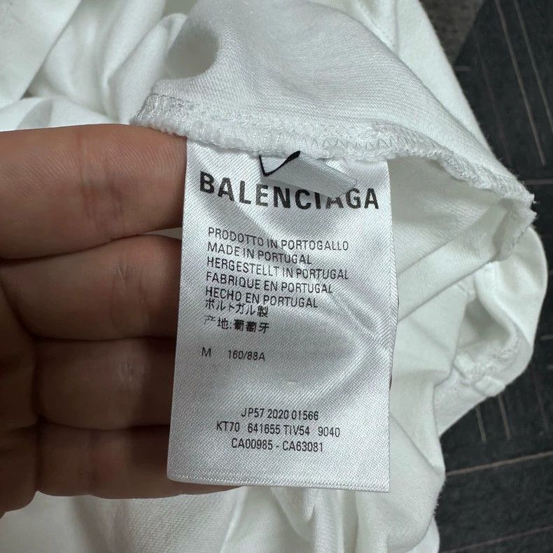 Balenciaga Balenciaga White mailbox short sleeve Size US M / EU 48-50 / 2 - 5 Thumbnail