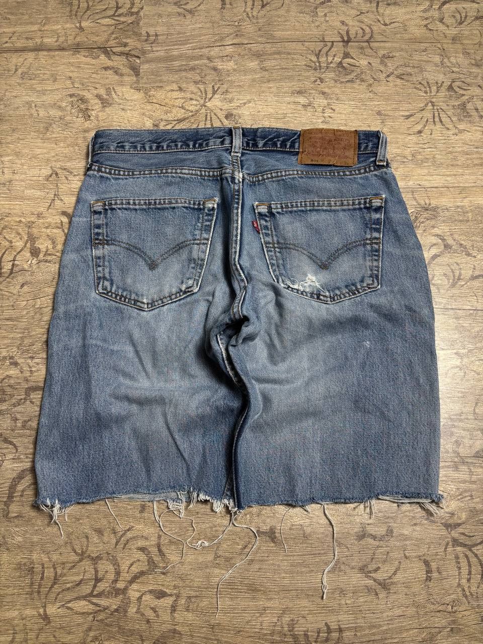 Levi's Vintage Clothing Vintage Levi's Cropped distressed Shorts Size US 32 / EU 48 - 1 Thumbnail