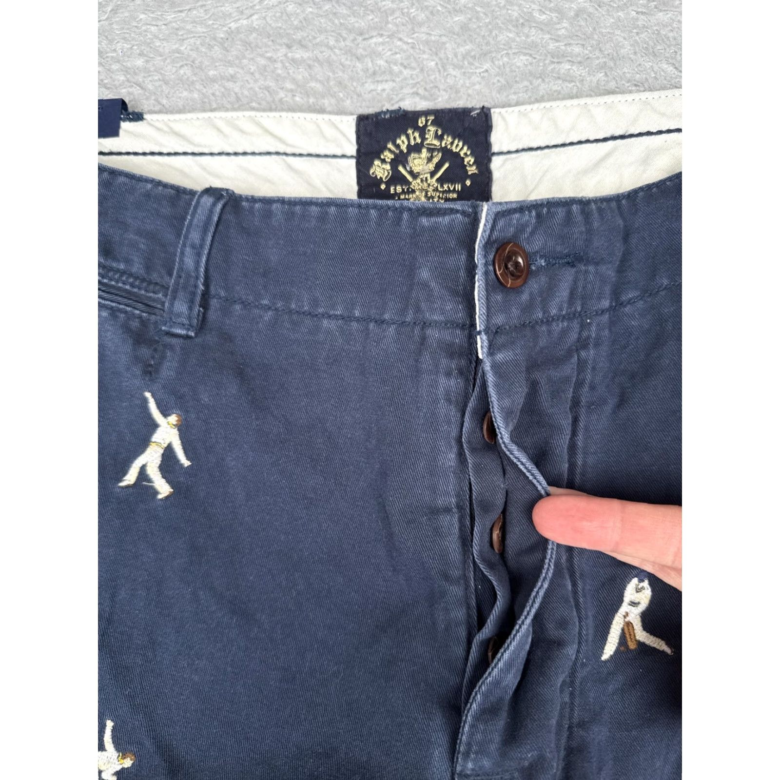 Polo Ralph Lauren Polo Ralph Lauren Shorts Mens 40 Blue Chino Cricket Player Embroidered Casual Size US L / EU 52-54 / 3 - 7 Thumbnail