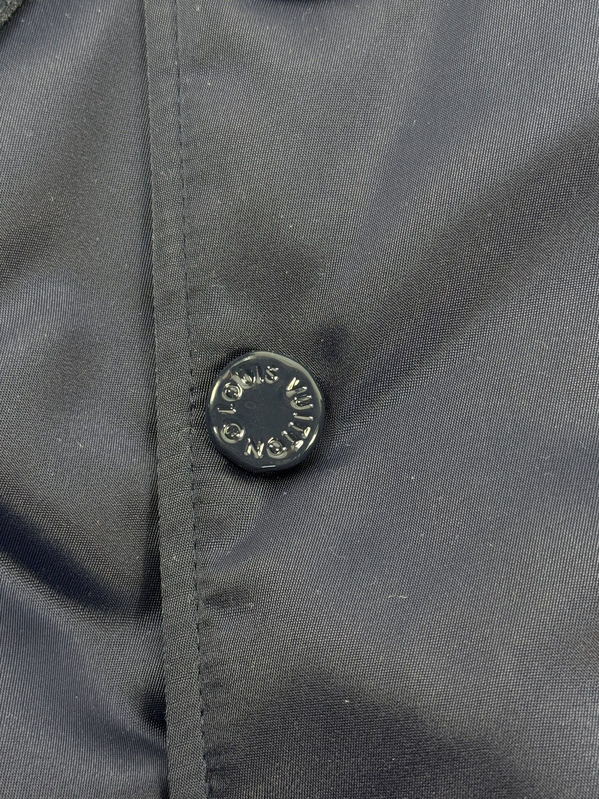 Louis Vuitton LV LOVERS CRYSTAL DETAILED BOMBER JACKET Size US L / EU 52-54 / 3 - 5 Thumbnail