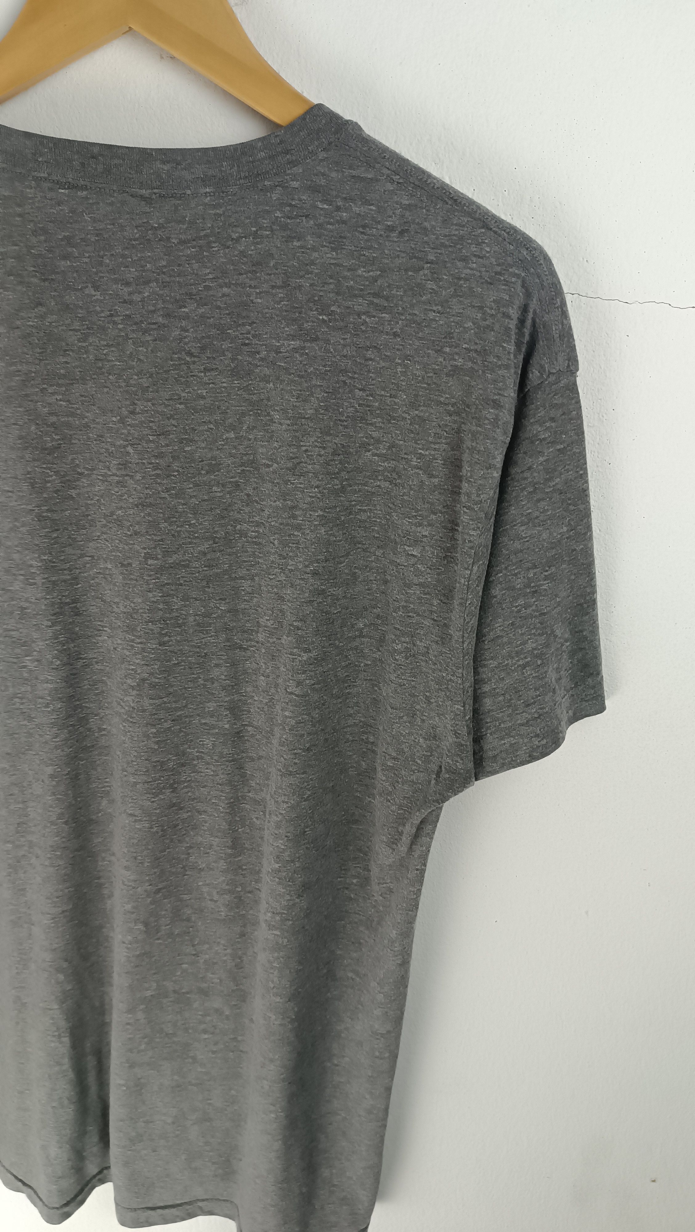 Band Tees VINTAGE CAGE THE ELEPHANT MELOPHOBIA black keys strokes mgmt Size US M / EU 48-50 / 2 - 15 Thumbnail
