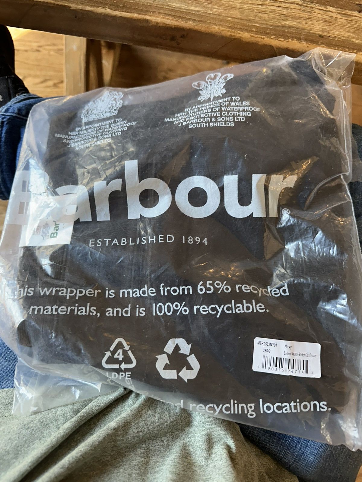Barbour NWT Barbour Neuston Navy Stretch Cord Trousers 36RG 36x32 Size US 36 / EU 52 - 5 Thumbnail