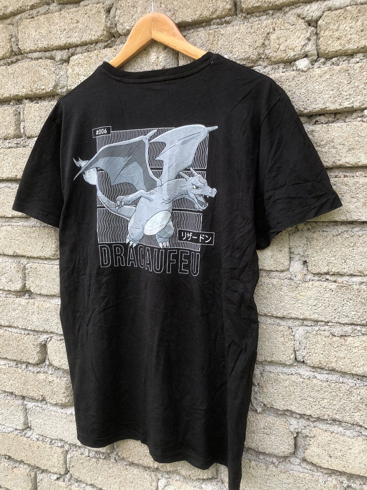 Anime × Japanese Brand × Vintage Vintage Y2K Pokemon Charizard Dracaufeu #006 Backhit Tshirt Size US L / EU 52-54 / 3 - 3 Thumbnail