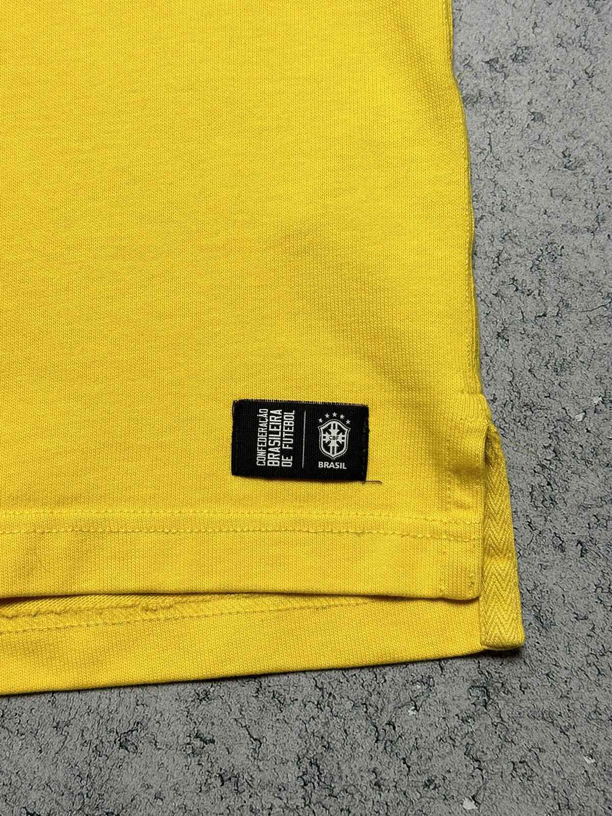 Nike Vintage Nike Brazil #10 Rugby Polo Long Sleeve Shirt Size US L / EU 52-54 / 3 - 5 Thumbnail