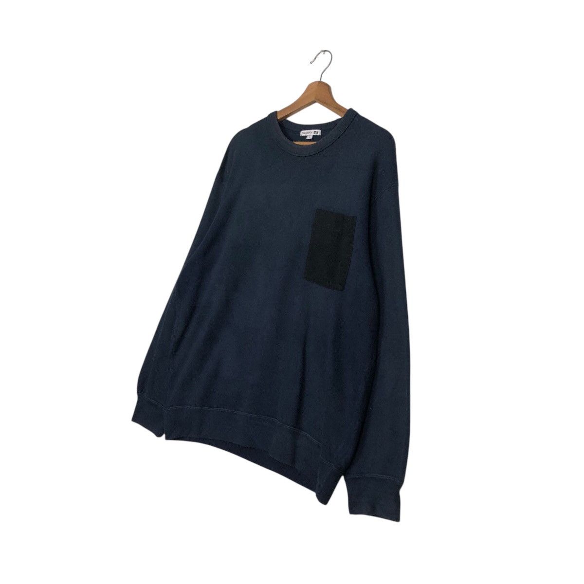 Japanese Brand 📌Vintage Sweatshirt J.W.Anderson X Uniqlo Japan Size US L / EU 52-54 / 3 - 3 Thumbnail