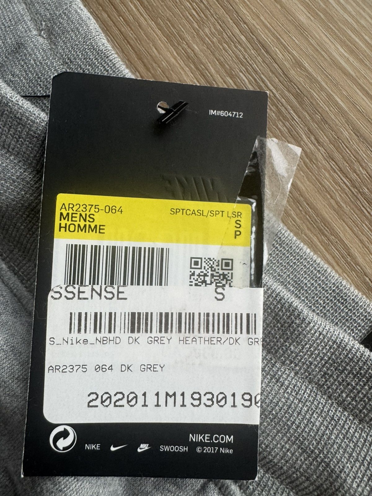 Nike Brand New Gray Nike Swoosh Shorts Size Small AR2375-064 Size US 32 / EU 48 - 2 Thumbnail