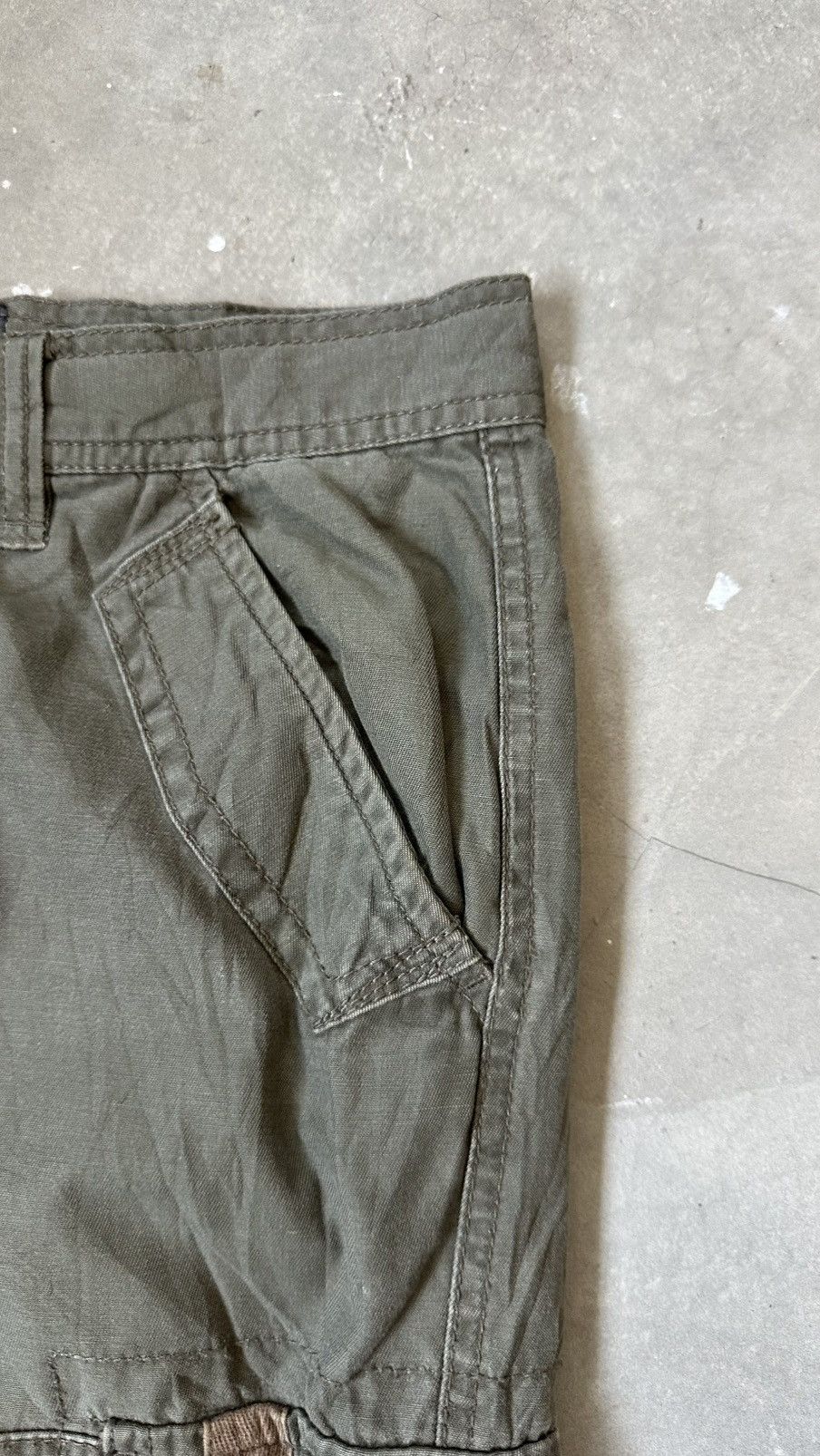 Airwalk VINTAGE AIRWALK CARGO PANT ARMY Size US 33 - 5 Thumbnail