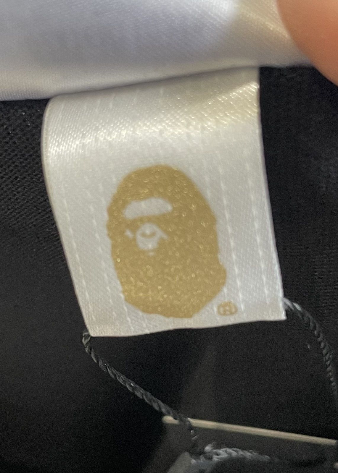 Bape Bathing Ape (BAPE) Pin Logo Relaxed Fit Tee Size US XL / EU 56 / 4 - 8 Thumbnail