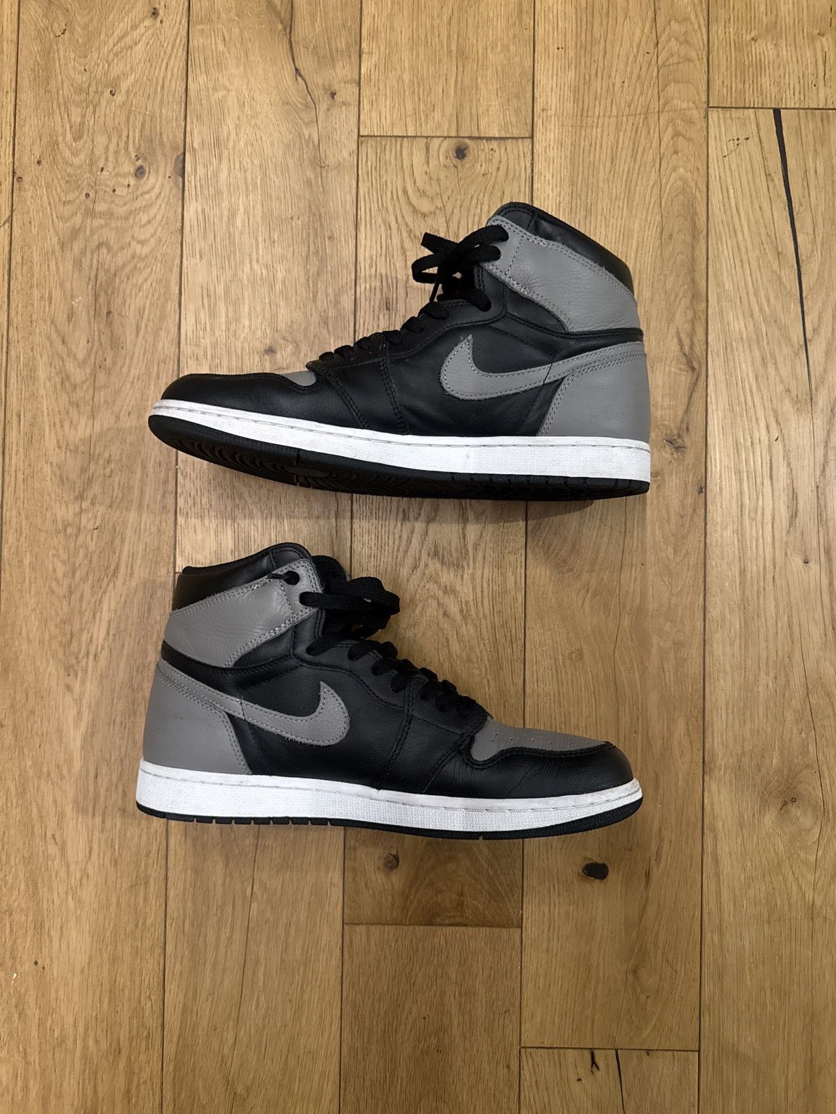 Jordan Brand Air Jordan 1 Retro High OG Shadow 2018 Size 11 555088-013 Size US 11 / EU 44 - 6 Thumbnail