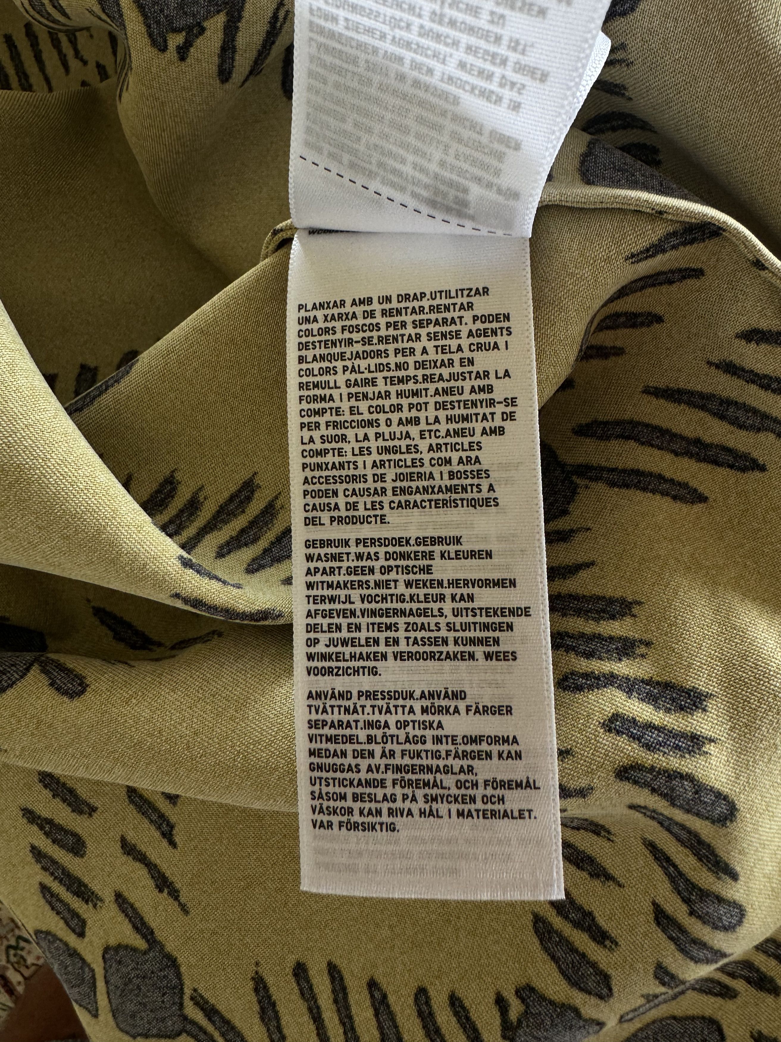 Marni × Uniqlo Marni x Uniqlo Button Up Size US L / EU 52-54 / 3 - 10 Thumbnail