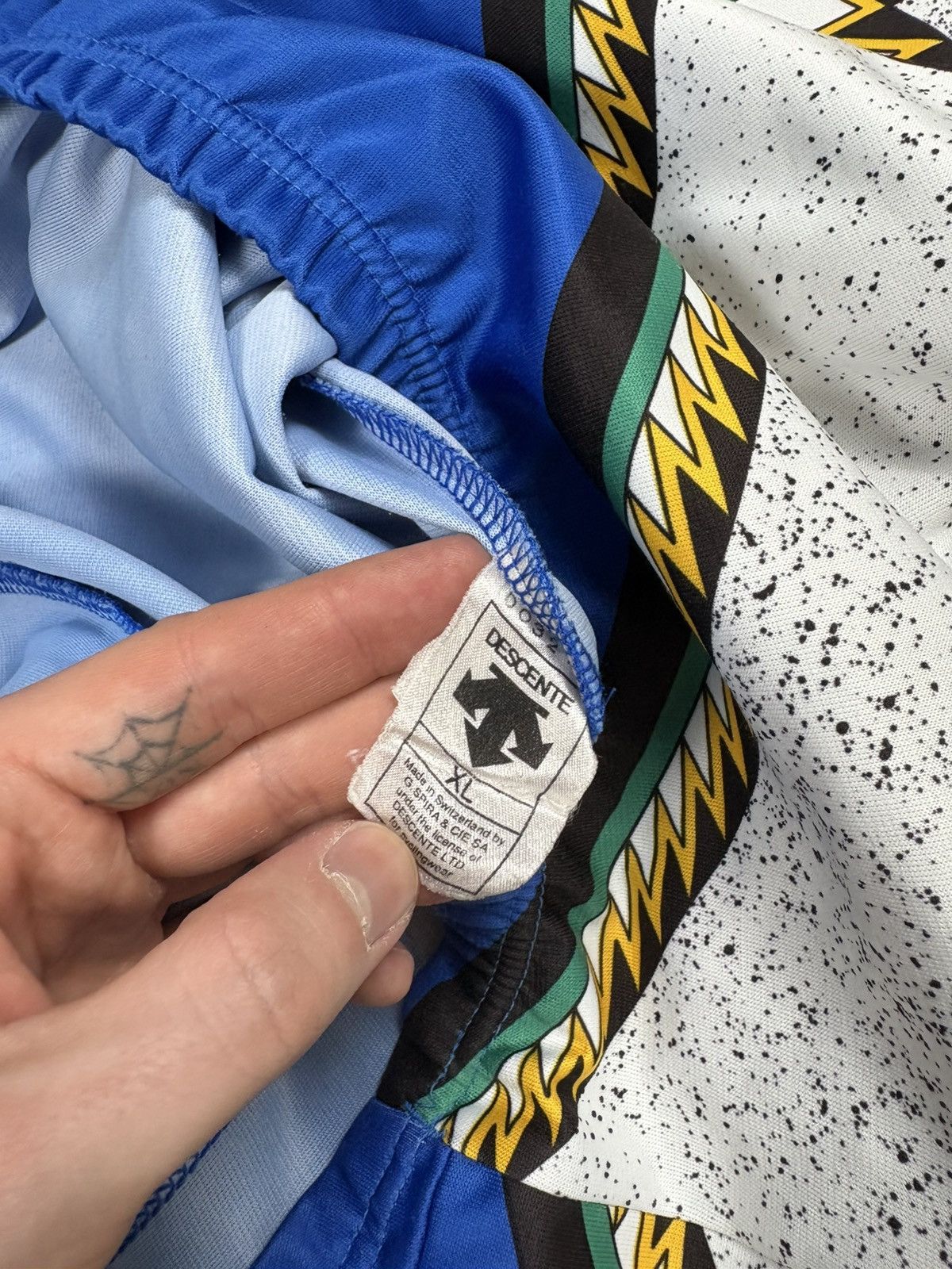 Descente Vintage 90s descente bike jersey cycling avant garde rave Size US XL / EU 56 / 4 - 5 Thumbnail
